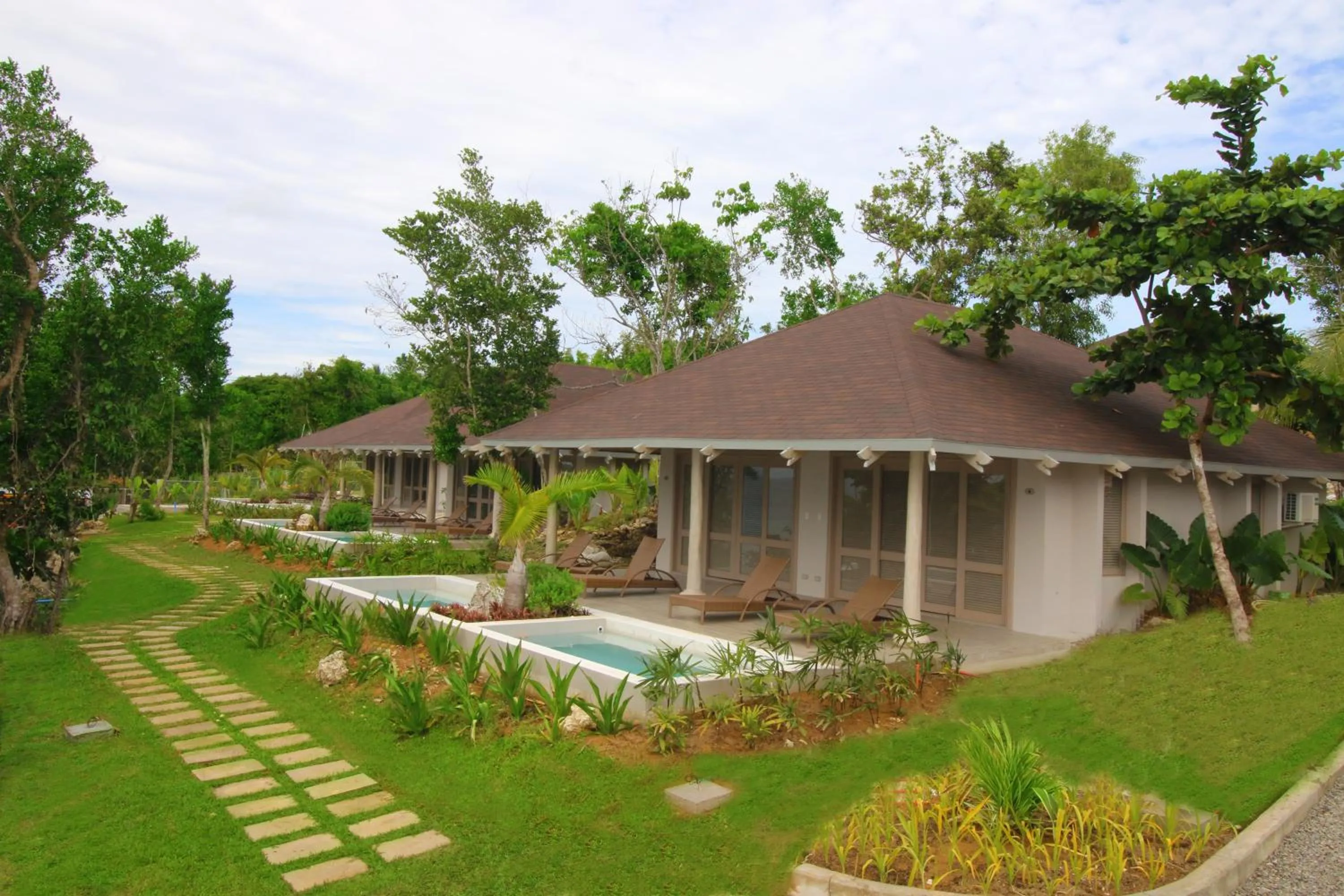 Pool Villas in Bohol Shores