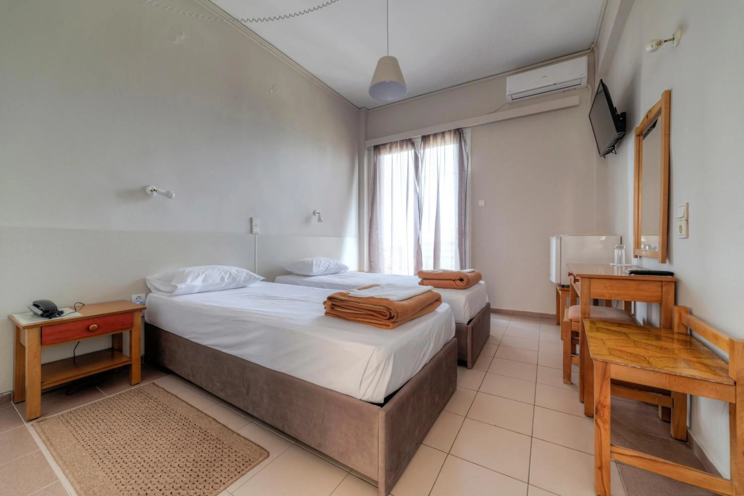 Standard Single Room with Sea View in Delfini Hotel