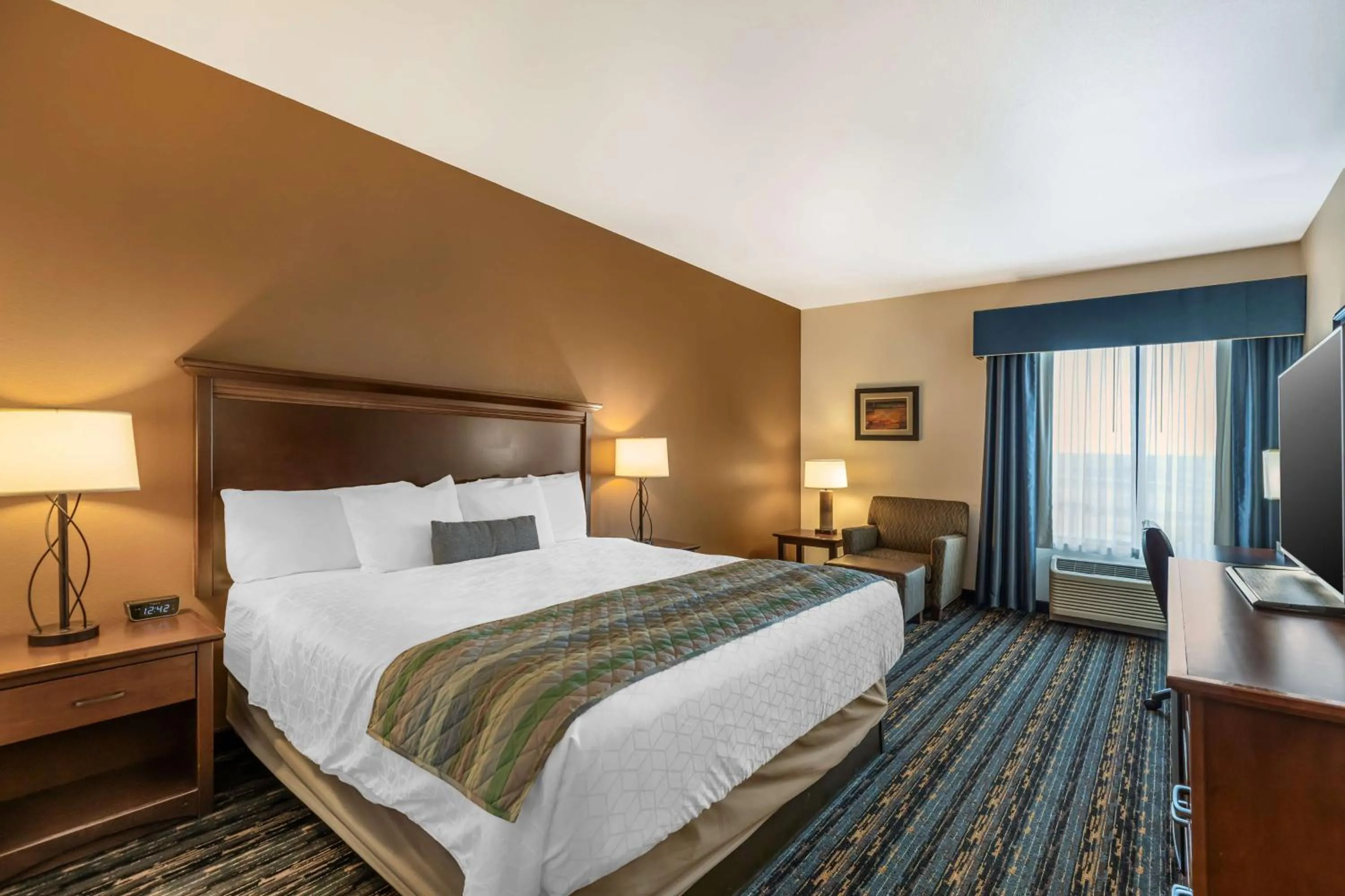 King Room in Best Western PLUS Casper Inn & Suites