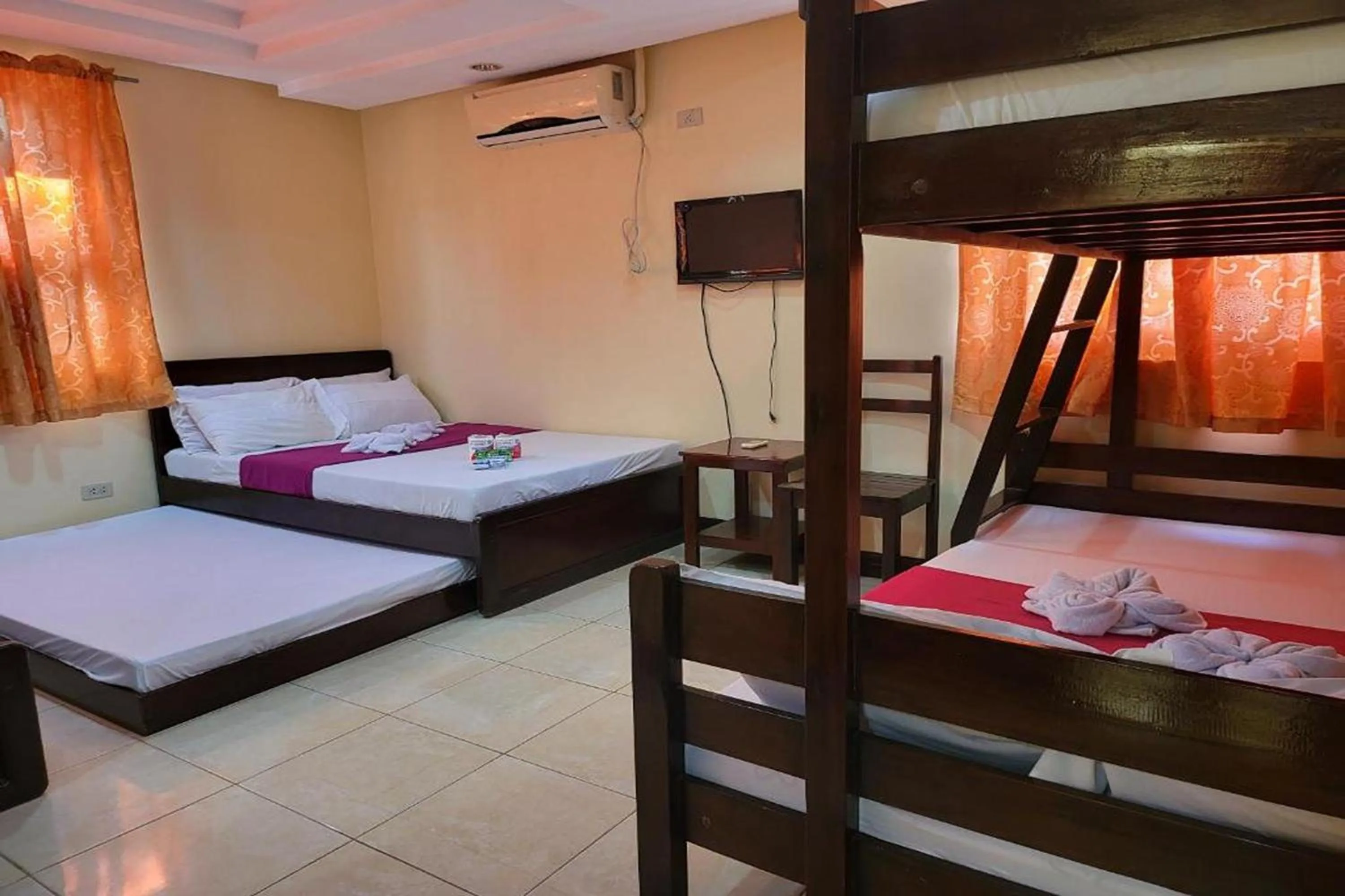 Studio in Voyagers Palace