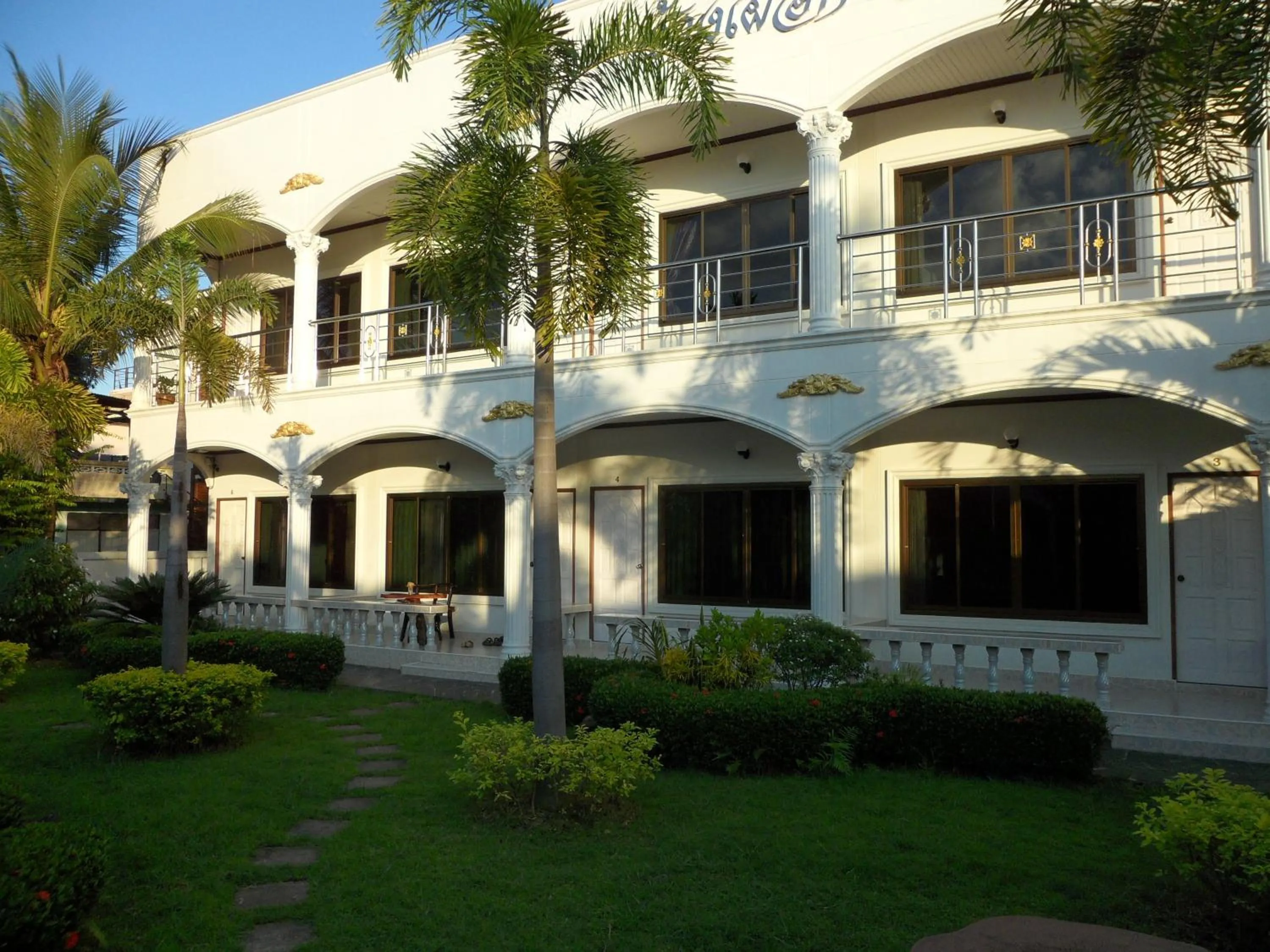 Deluxe Double Room - single occupancy in White Elephant Resort