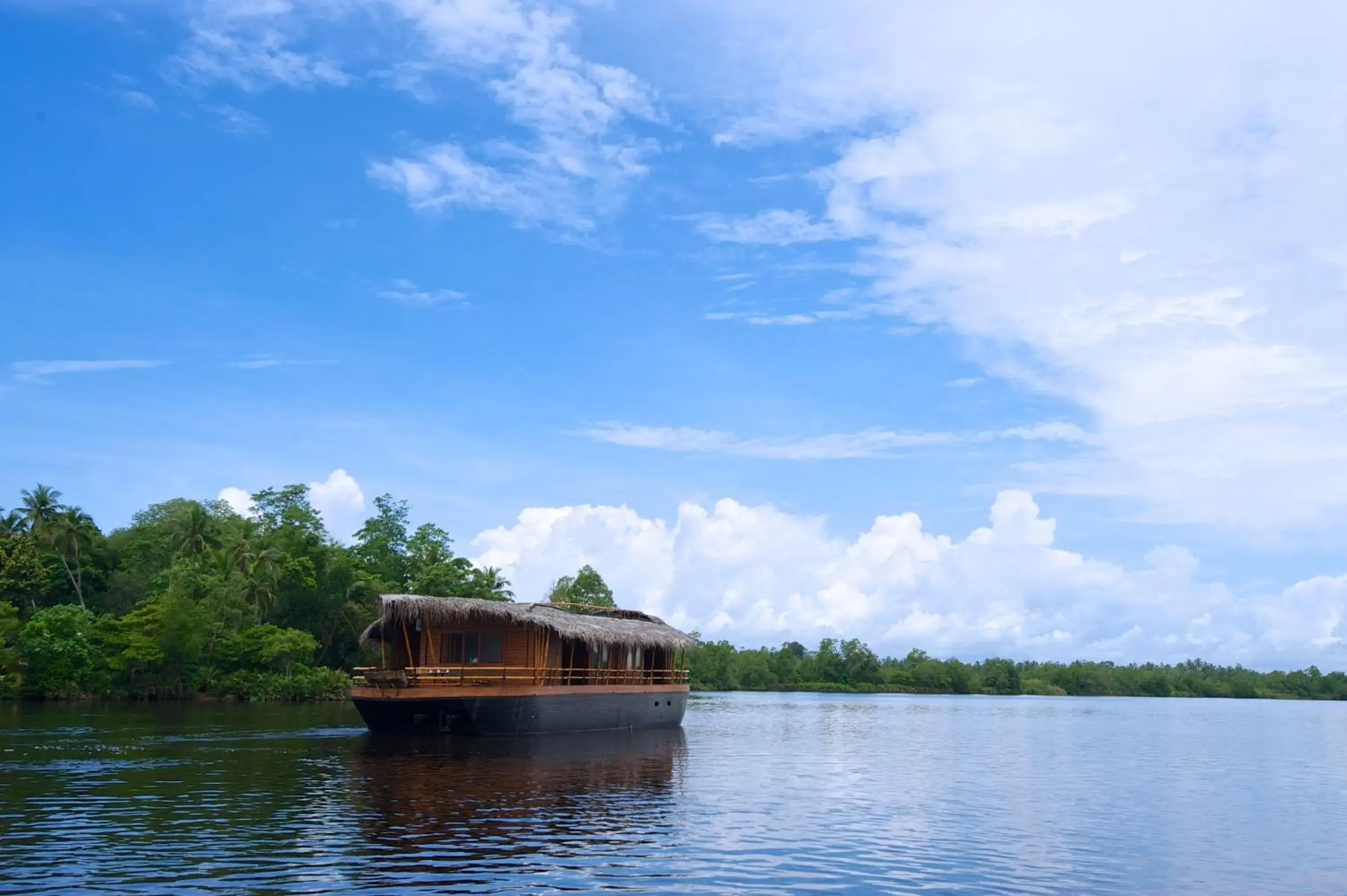 Yathra Houseboat Yathra Houseboat