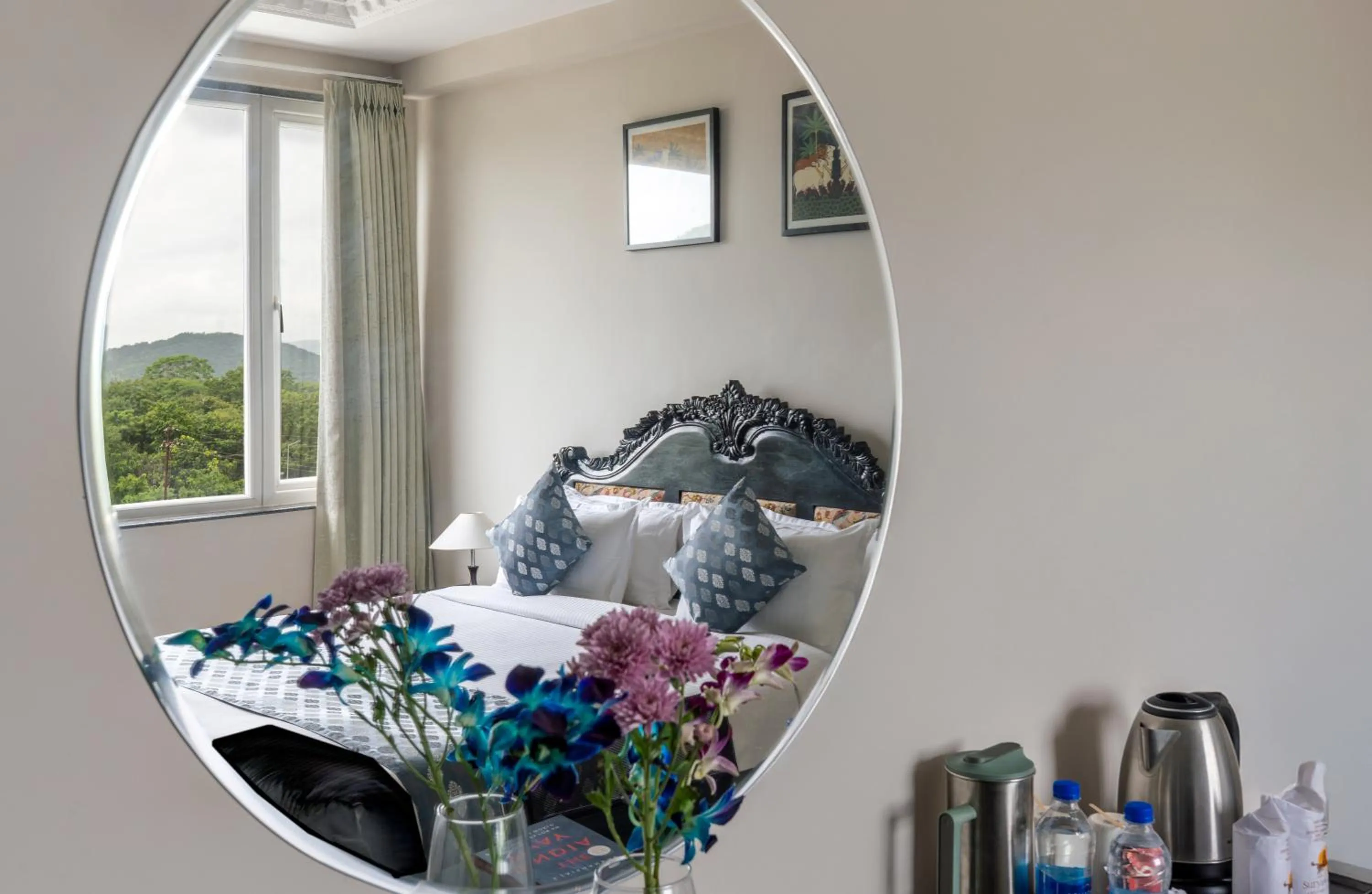 Superior King Room in Surya Kothi Resort