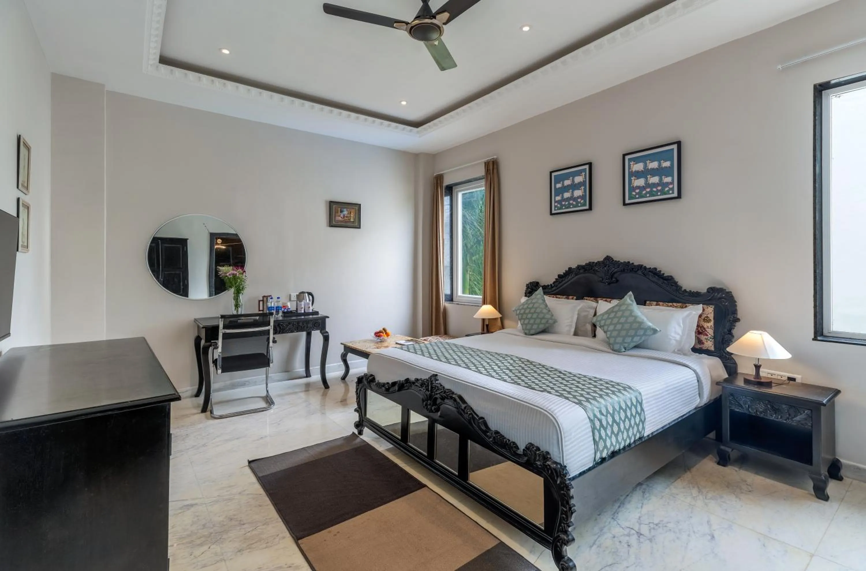 Deluxe King Room in Surya Kothi Resort