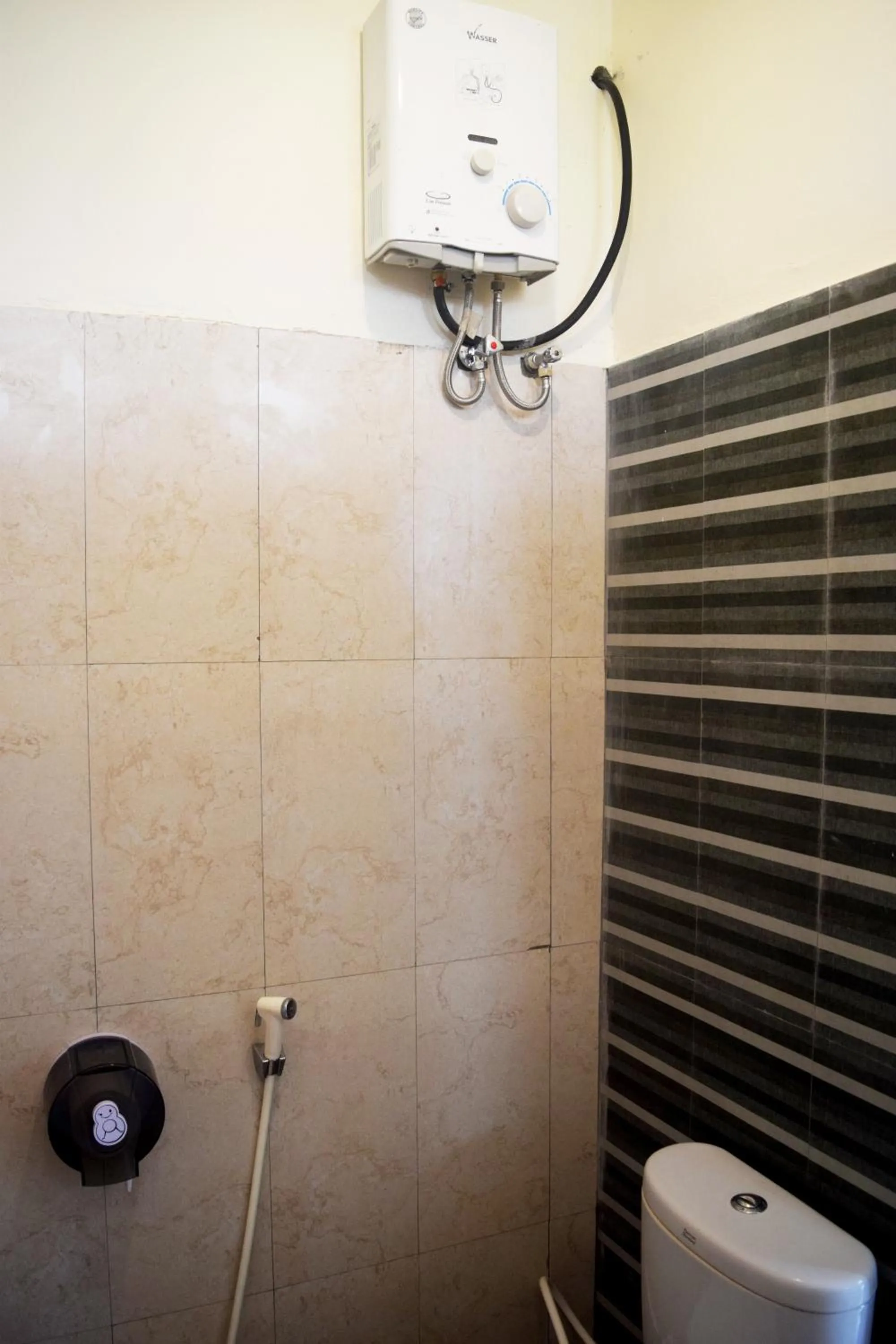 Superior Twin Room in Panda Cottage