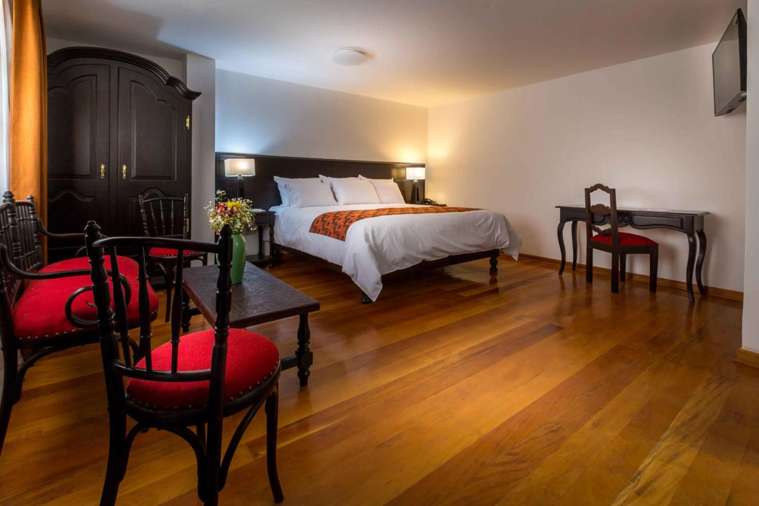 Junior Suite in Illa Hotel