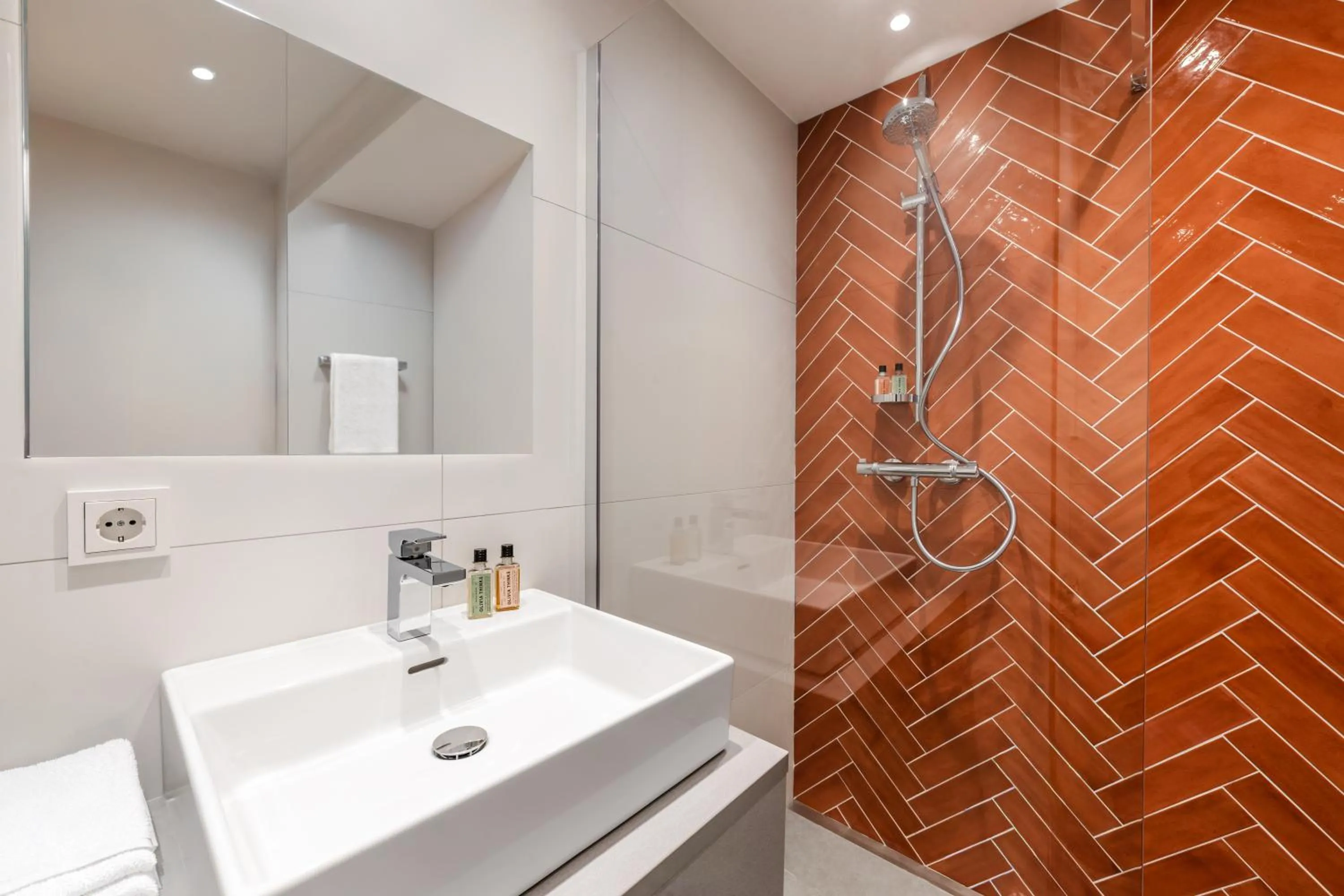 King Studio with Sofa Bed, Kitchenette and Separate Living Room in Aiden by Best Western Velbert