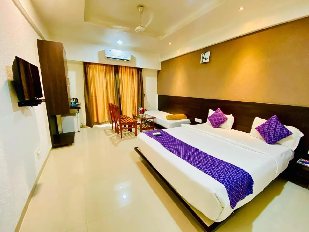 Deluxe Double Room in Pushpak Resort