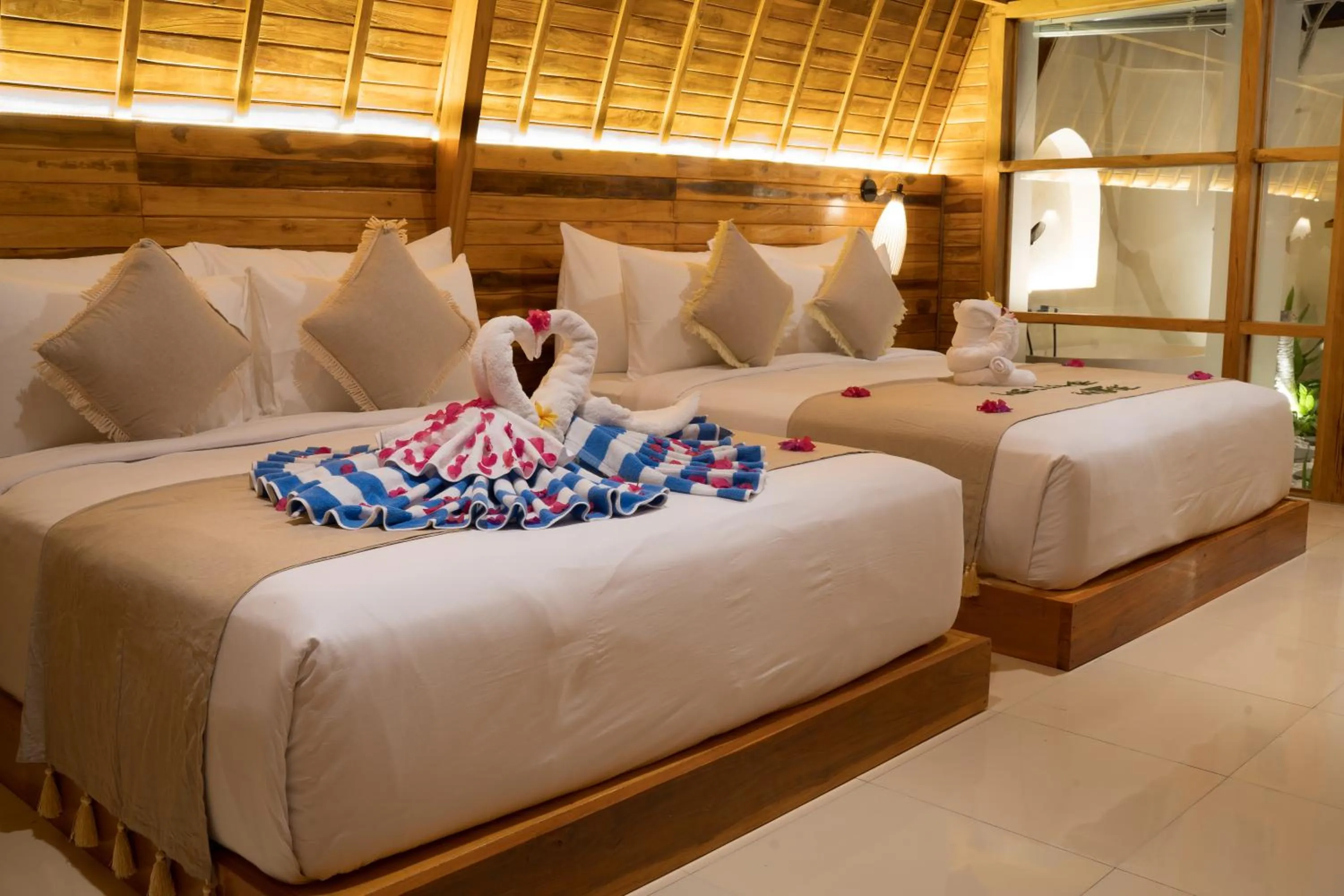 Family Room with Sea View - single occupancy in Samplangan Penida Resort