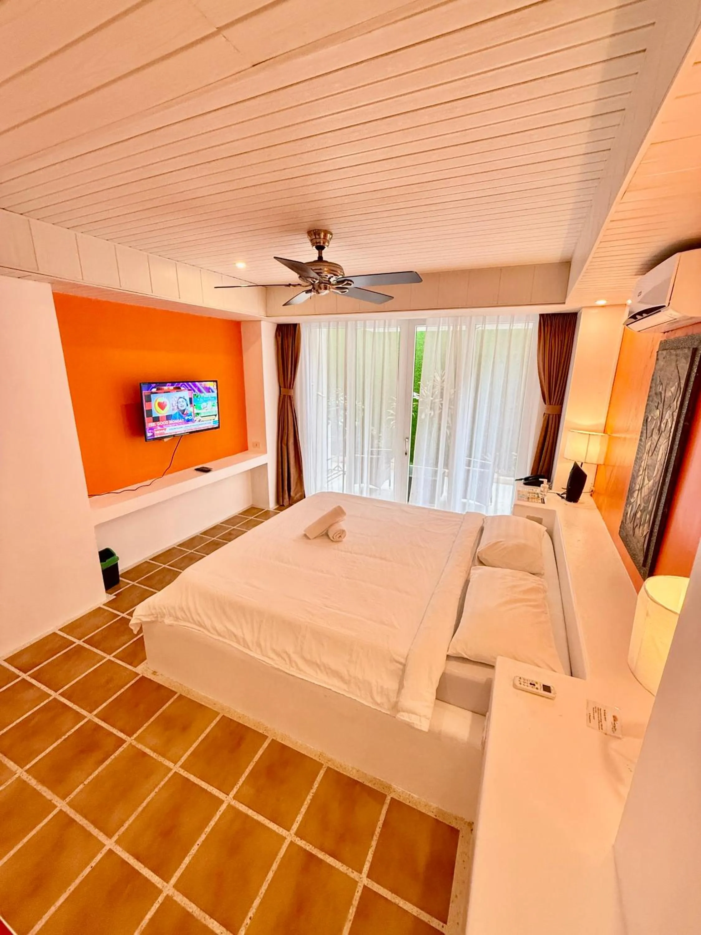 Superior Room in Calypso Beach and Dive Resort