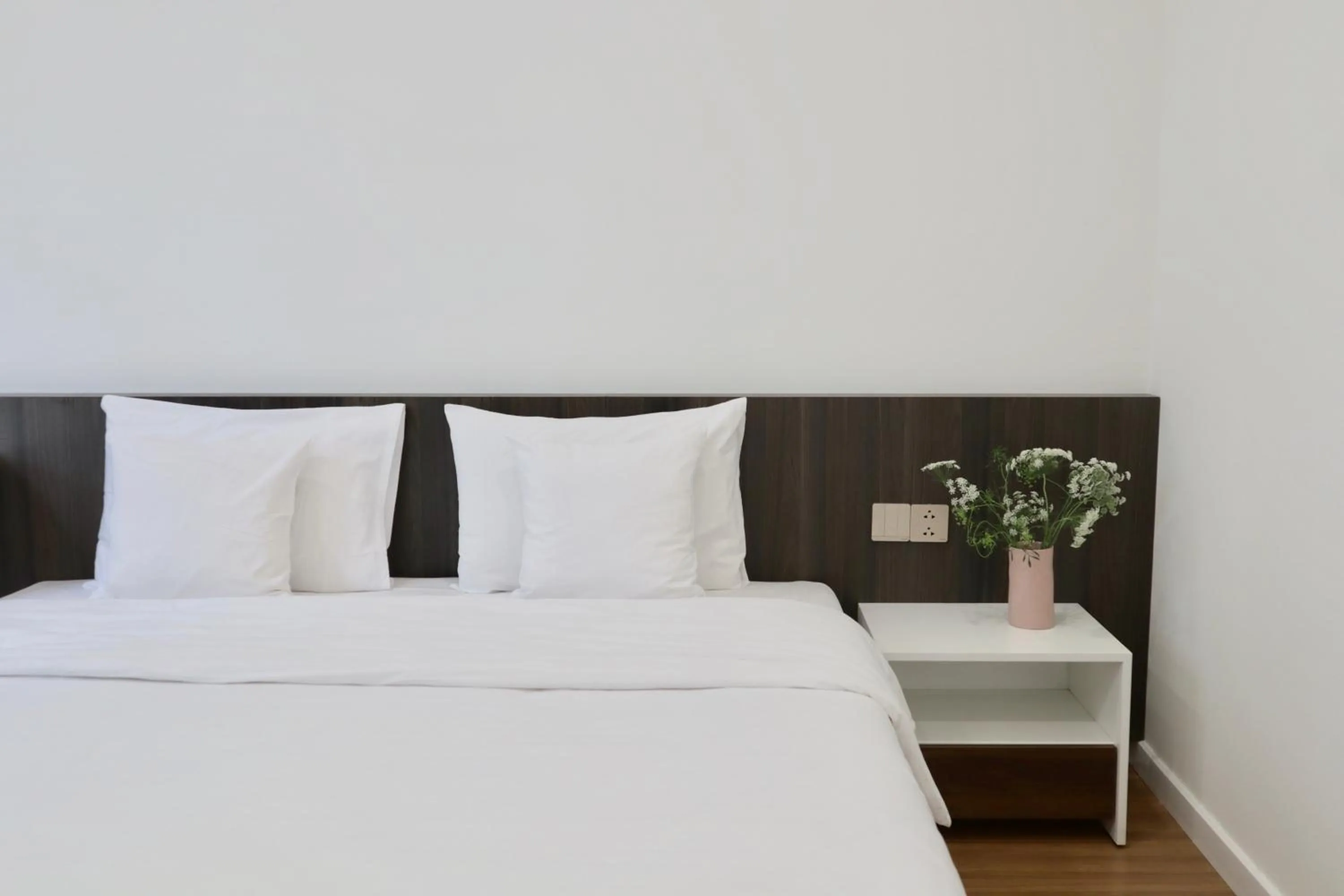 Apartment with Garden View in Hoang Loc Villa