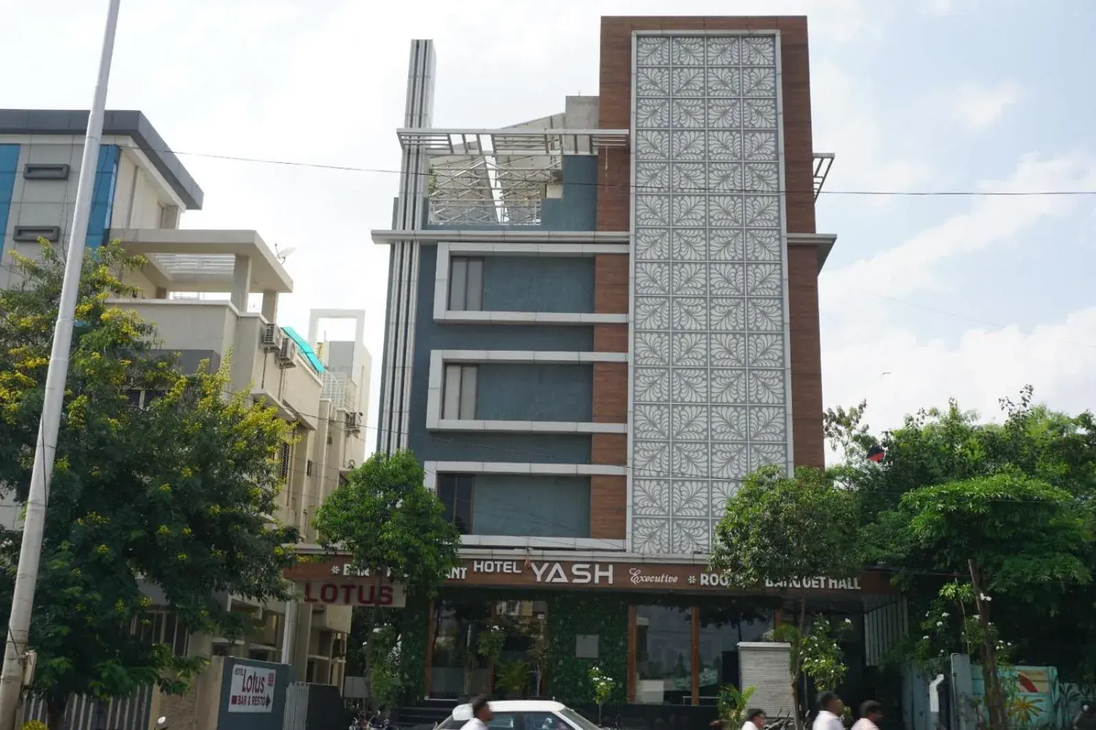 Hotel Yash Executive Hotel Yash Executive
