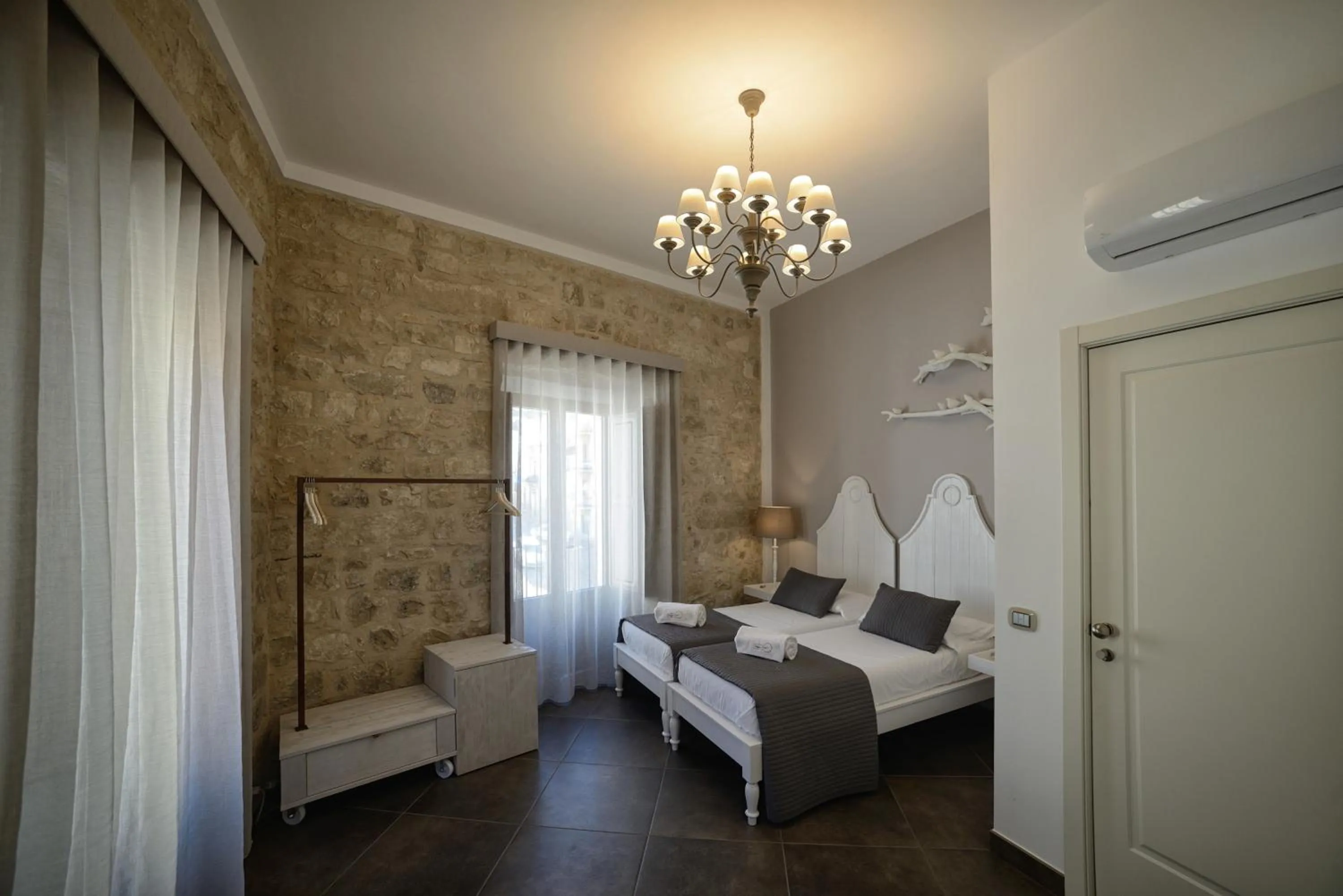 Double or Twin Room with City View - single occupancy in Terrazzani Suite