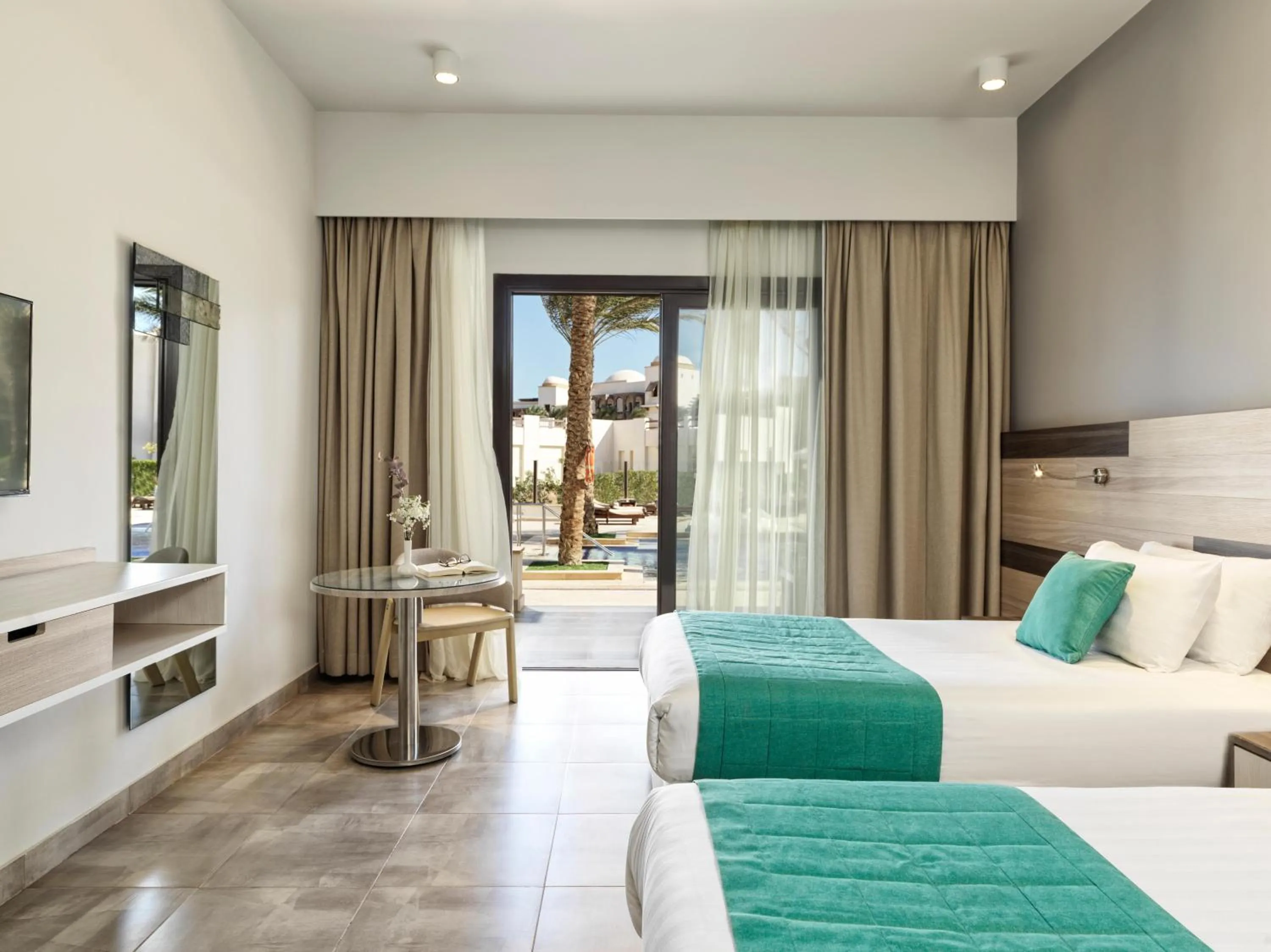 Deluxe Twin Room in Ancient Sands Golf Resort and Residences