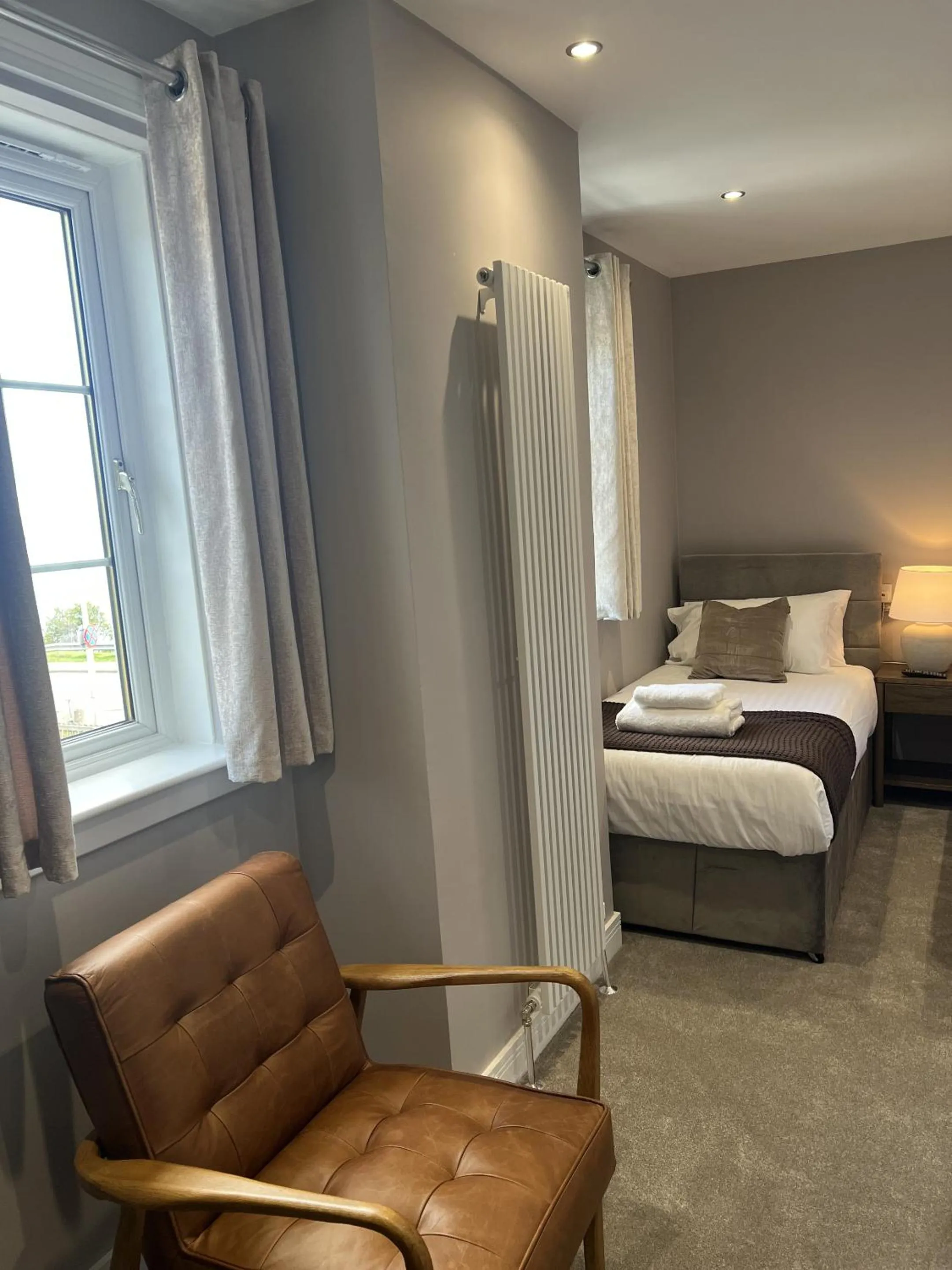 Standard Twin Room - single occupancy in Tuckers Inn