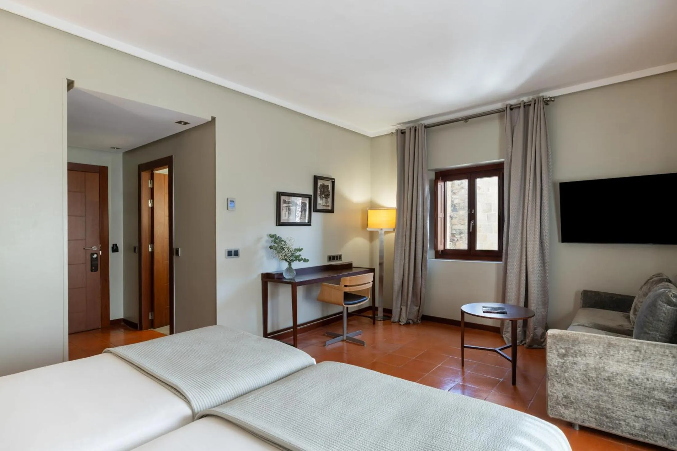 Double or Twin Room with Extra Bed (2 Adults + 1 Child) in Parador de Caceres