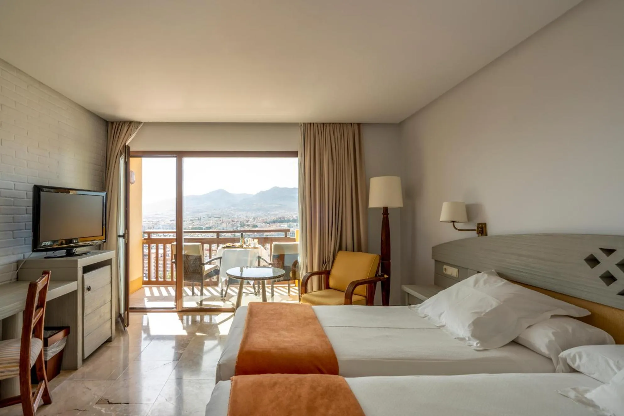 Standar Double Room (2 Adults + 1 Child) in Parador de Melilla