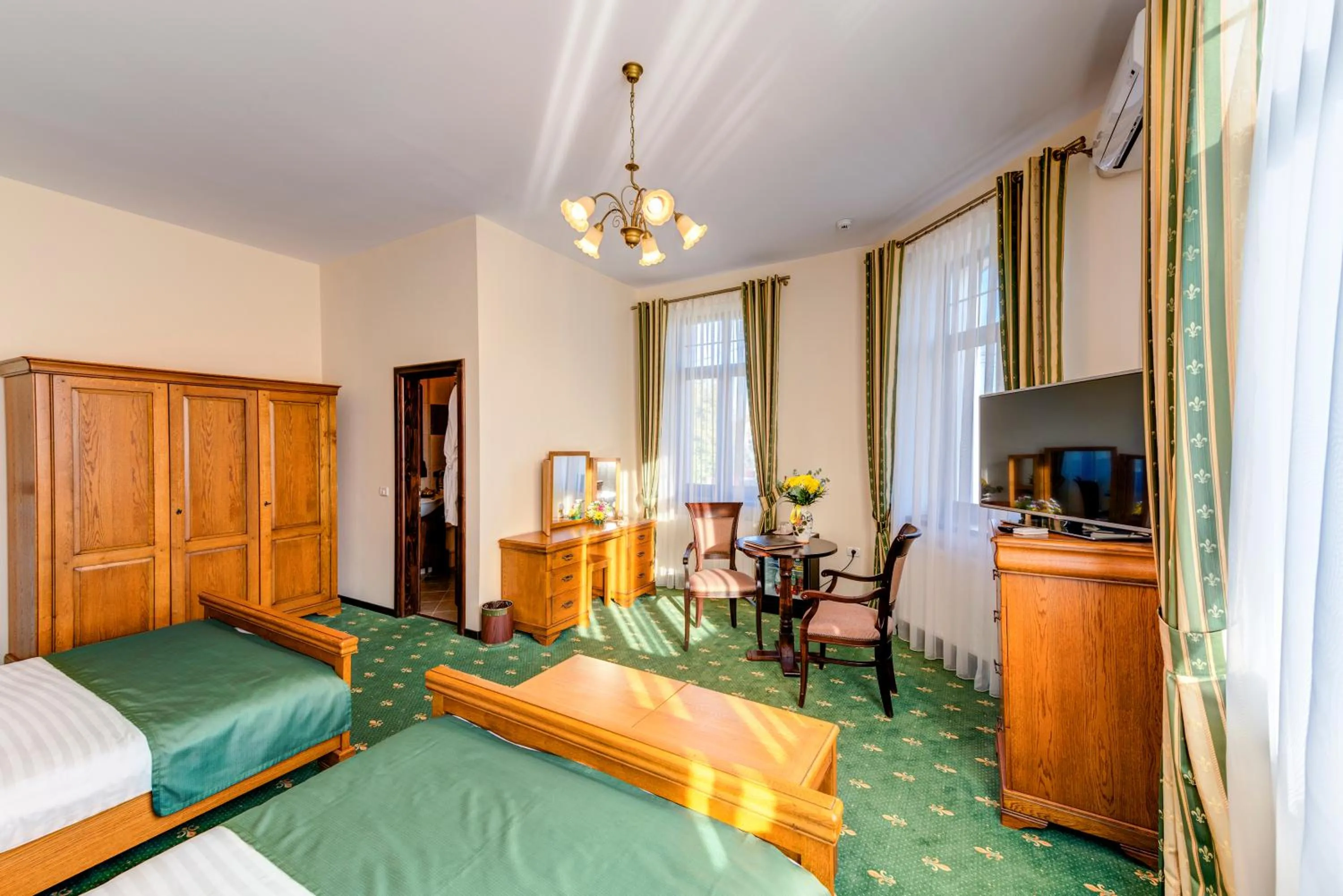 Deluxe Twin Room in Karlhof