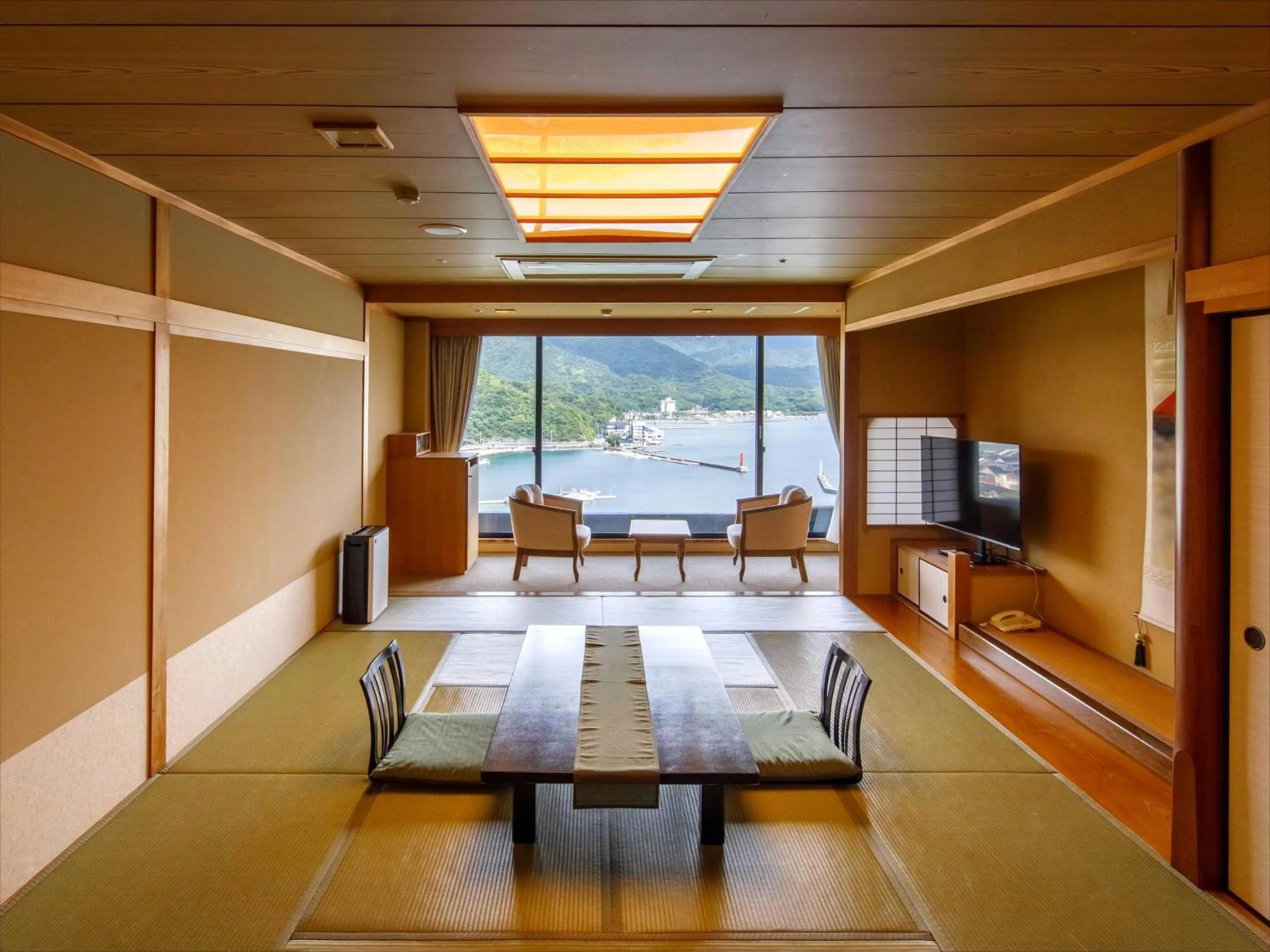 Japanese-Style Room with Bathrooom and Sea View - single occupancy - Non-Smoking in Hagi Kanko Hotel