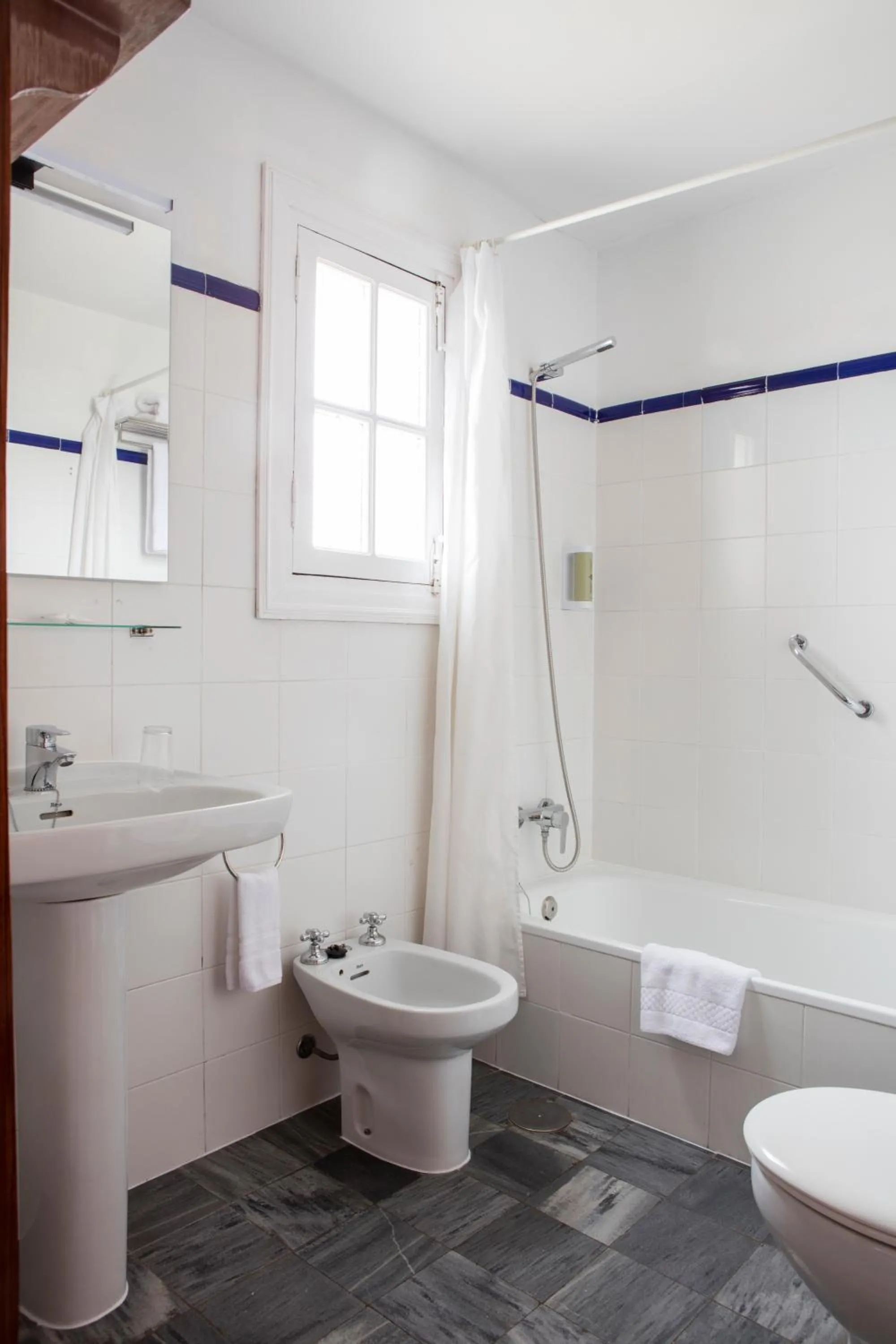 Double or Twin Room in Hotel Tugasa Convento San Francisco