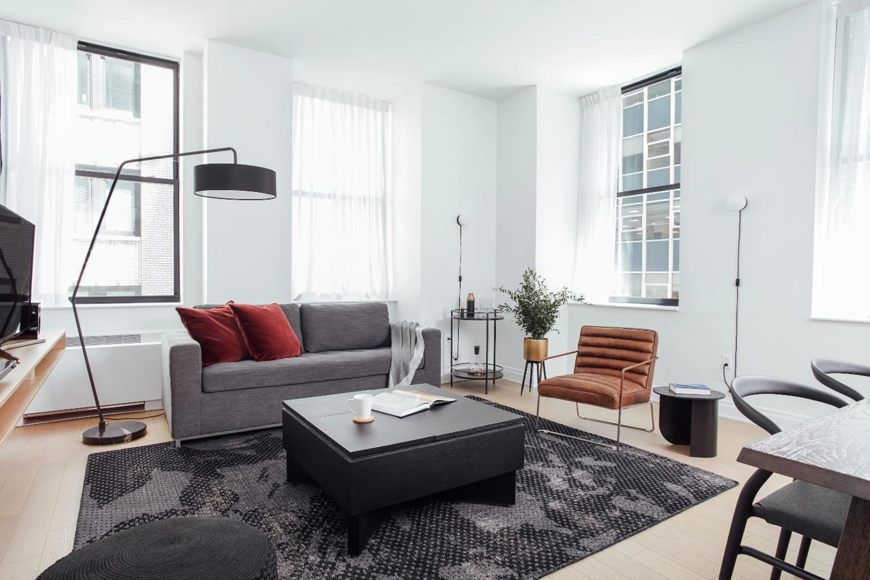 Two Bedroom, King and Queen (24/7 Front Desk) in Mint House 70 Pine by Kasa