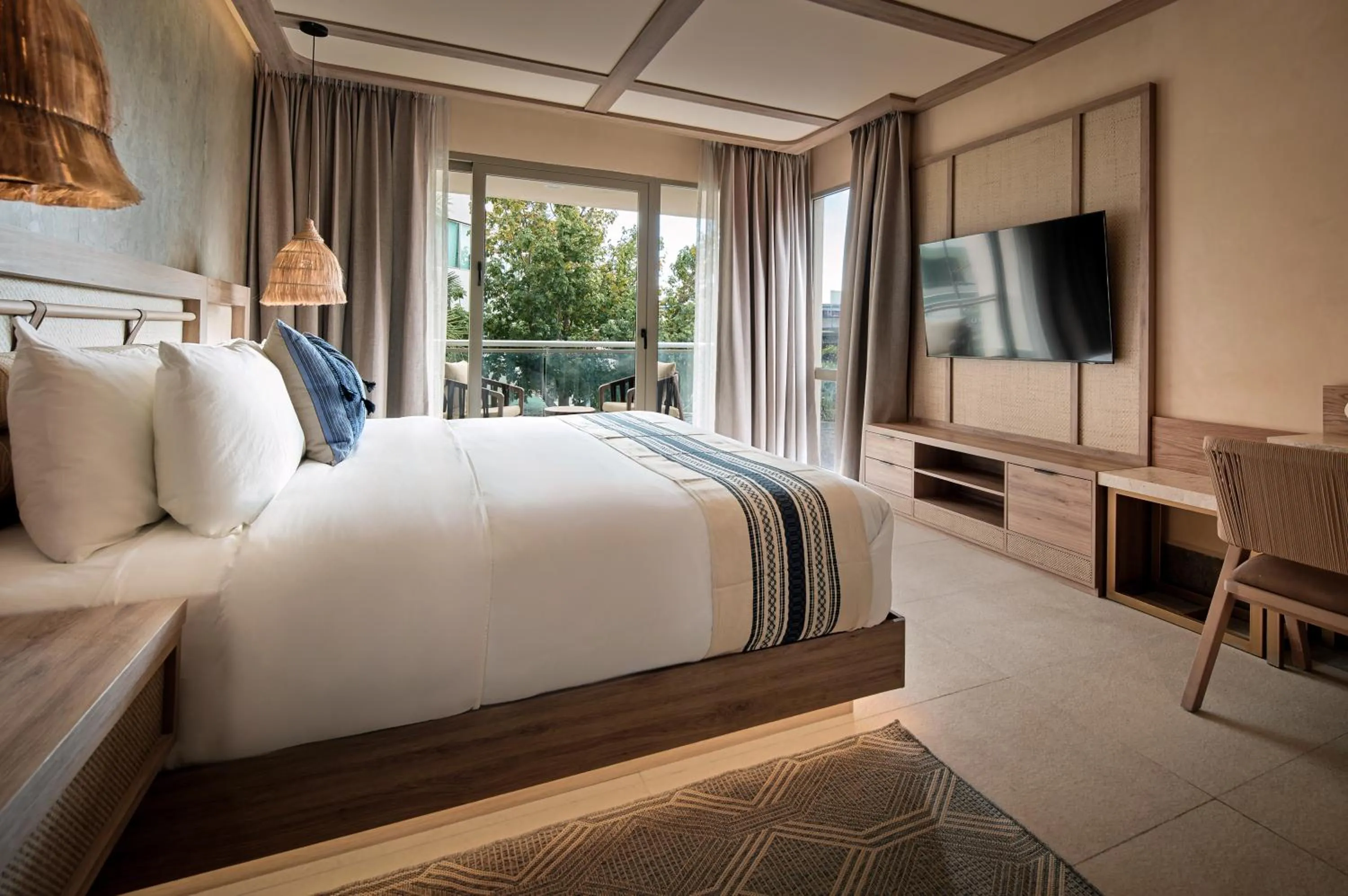 Premium Corner King Room with Ocean View in Hotel Indigo Playa del Carmen by IHG