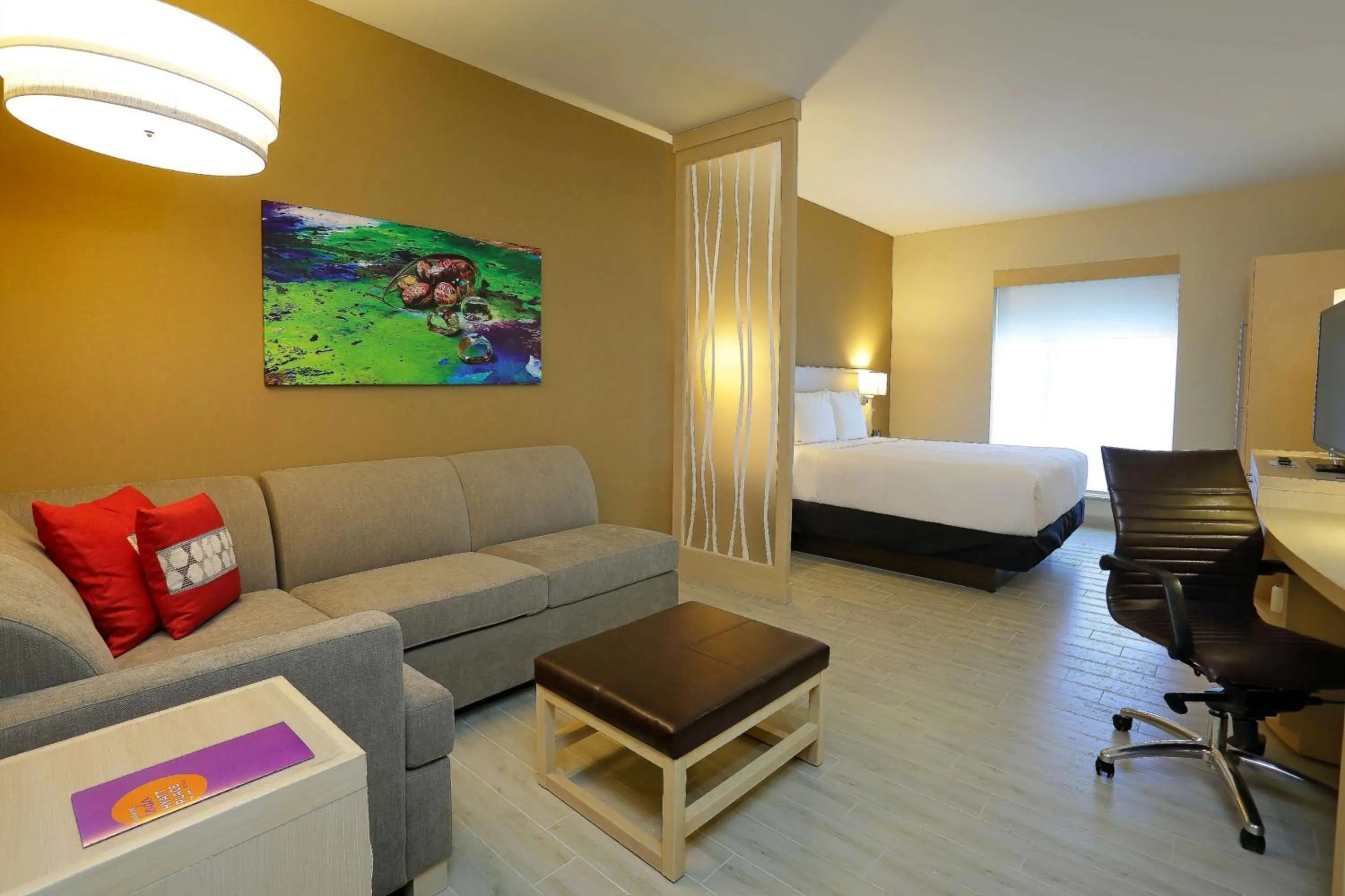 King Room with Sofa Bed in Hyatt Place Tegucigalpa
