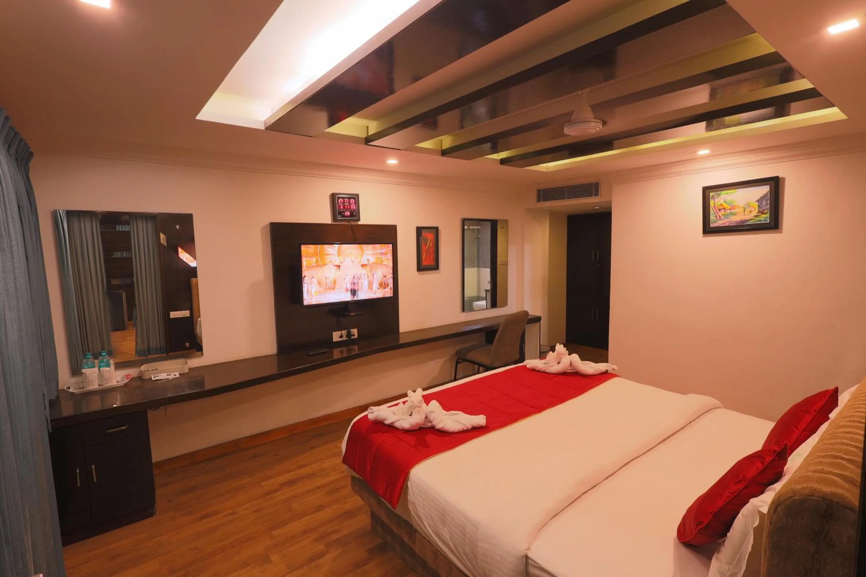 Executive Suite - single occupancy in Hotel PVK Grand Dindigul