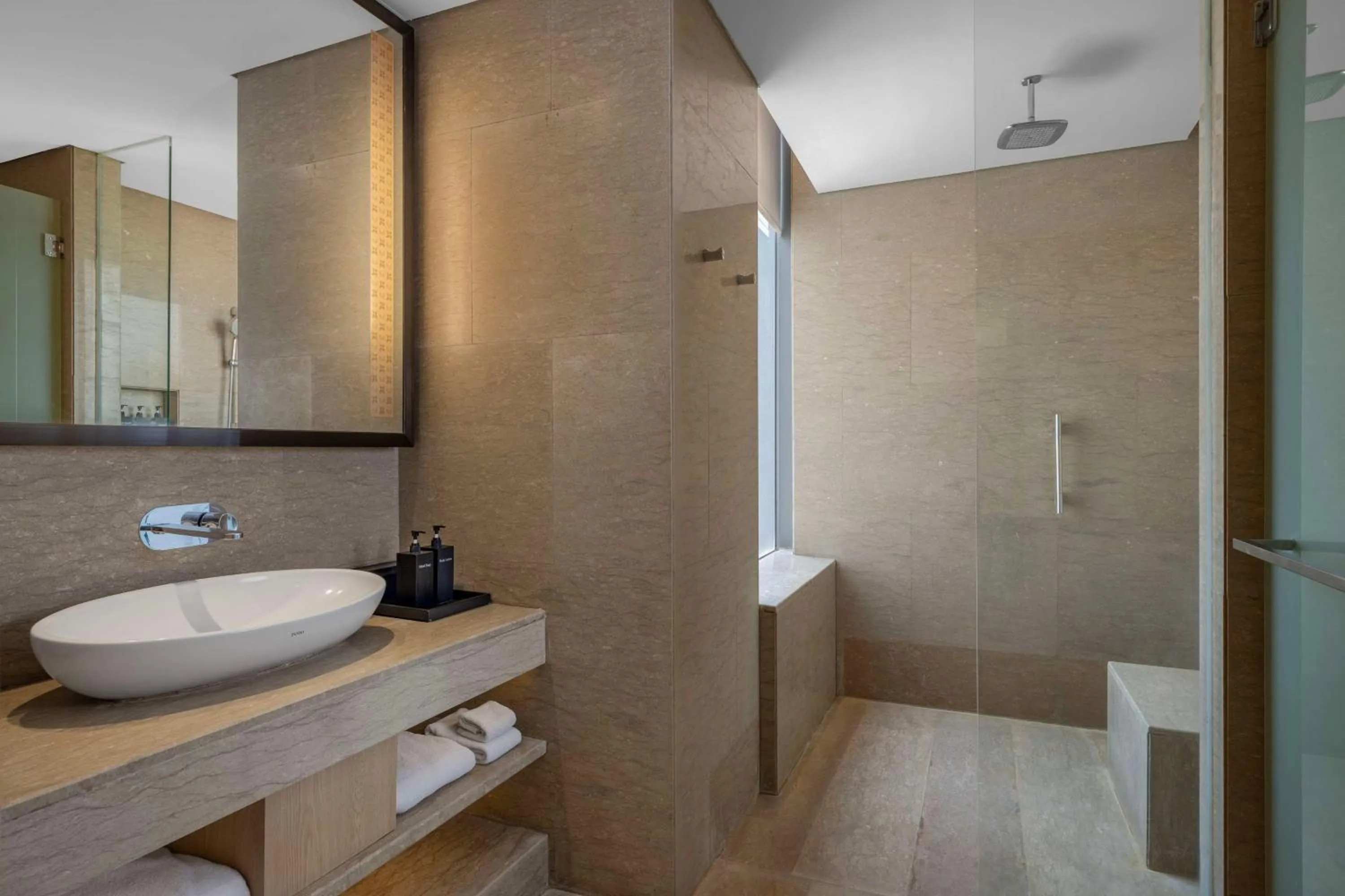 Deluxe King Room with City View in Alila Solo