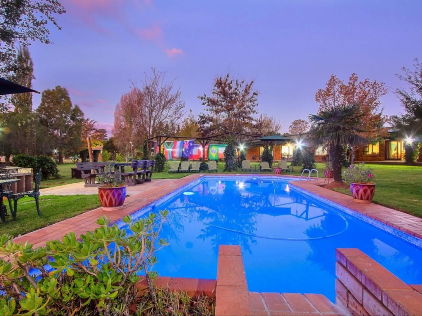 Airport Bird & Game Lodge