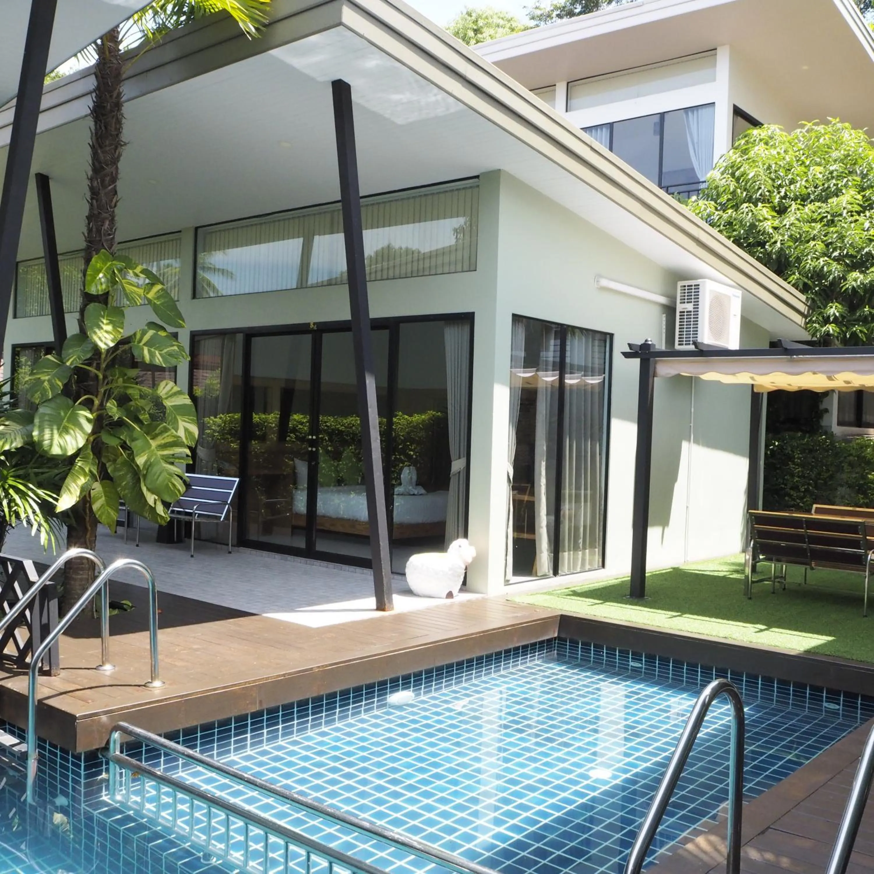 Deluxe Room With Pool Access in Jasmine Resort And Spa