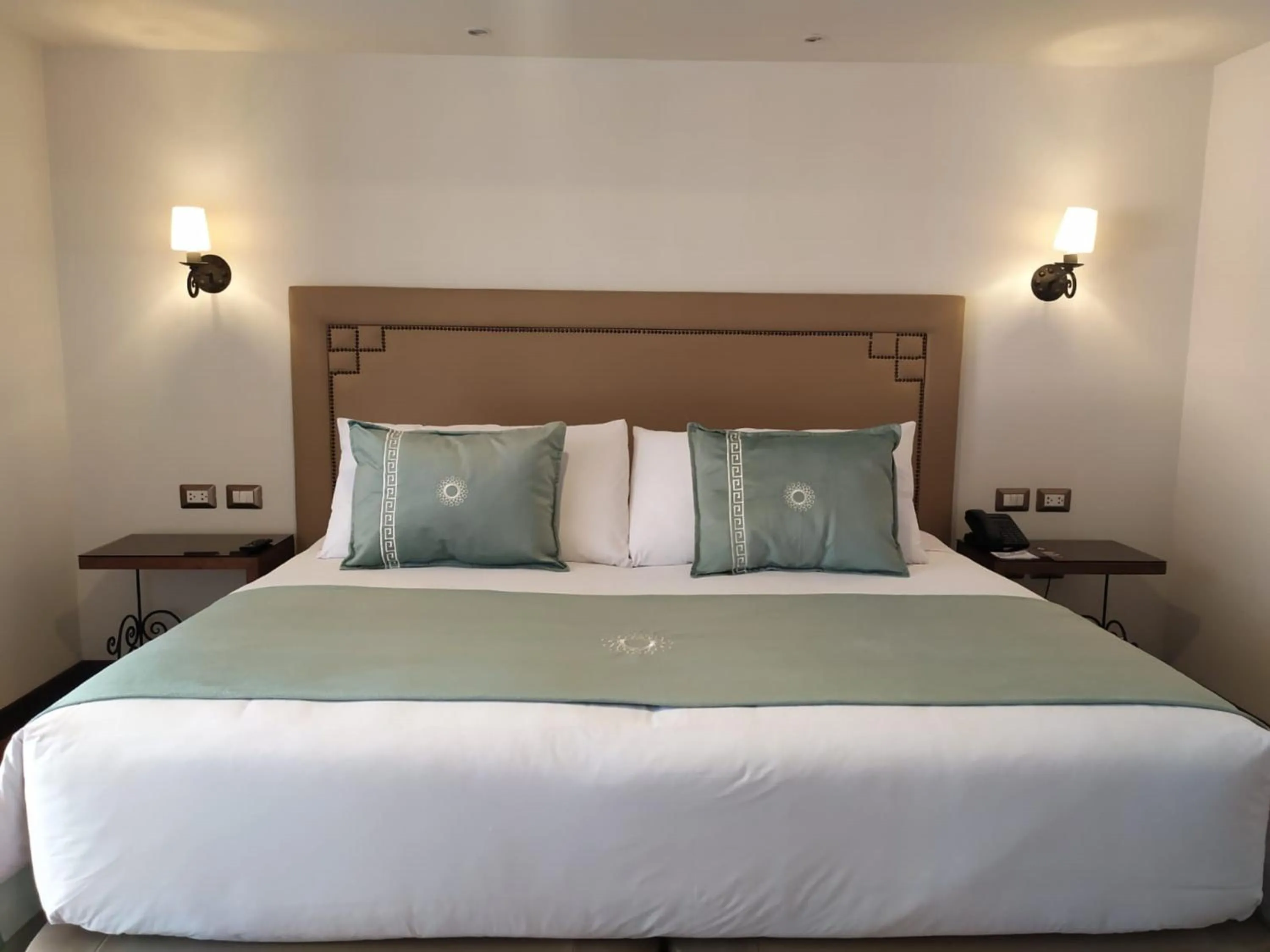 Deluxe Double or Twin Room in Casa Esmeralda by Katari