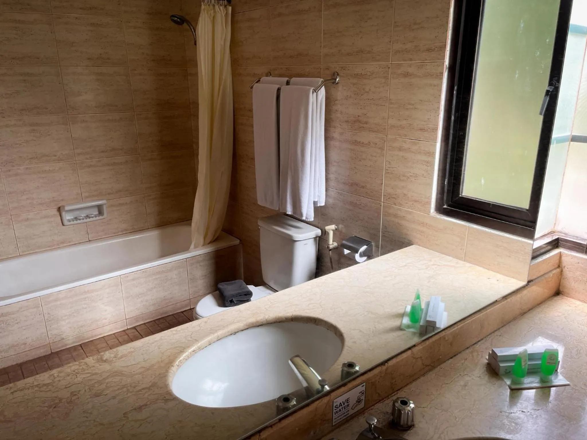 Junior Twin (2 Queen bed) in Puri Setiabudhi