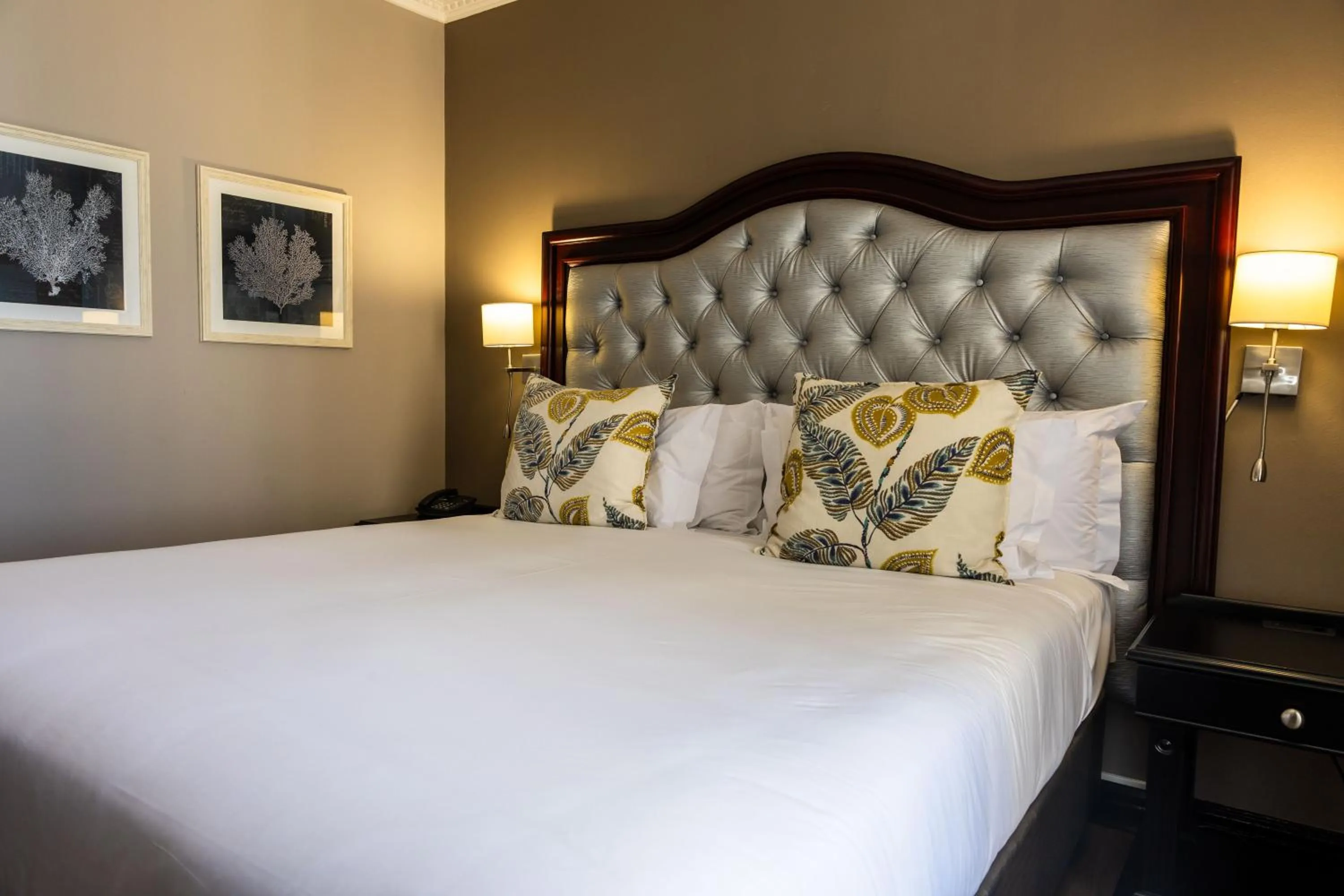 Standard Room with Queen Bed in Premier Hotel Cape Town