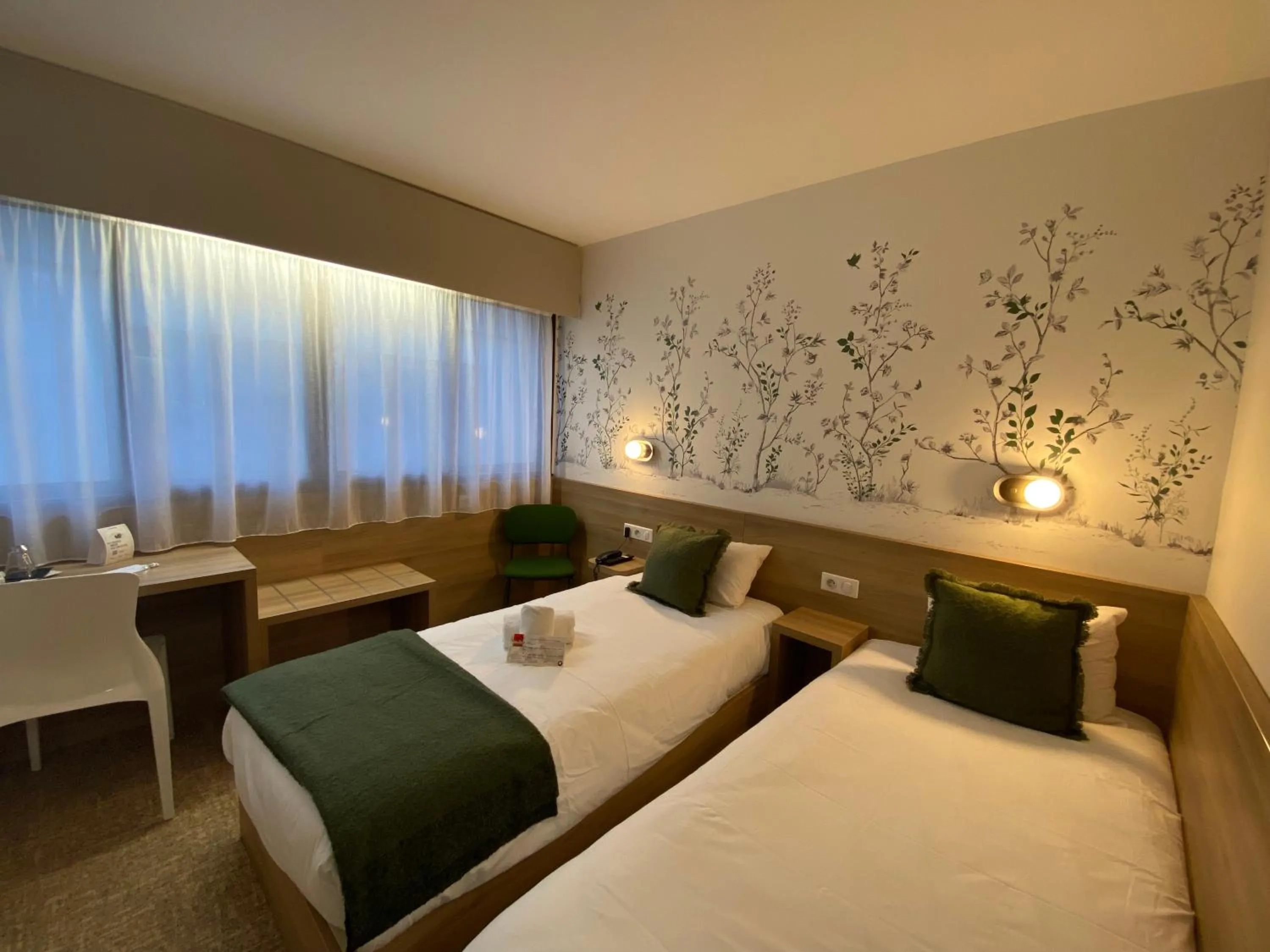 Twin Room in The Originals City, Logis d'Elbée, Cholet Nord