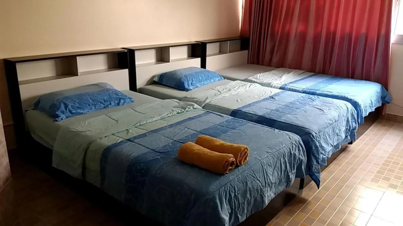 Deluxe Double or Twin Room in Smart Residence@Muengthongthani