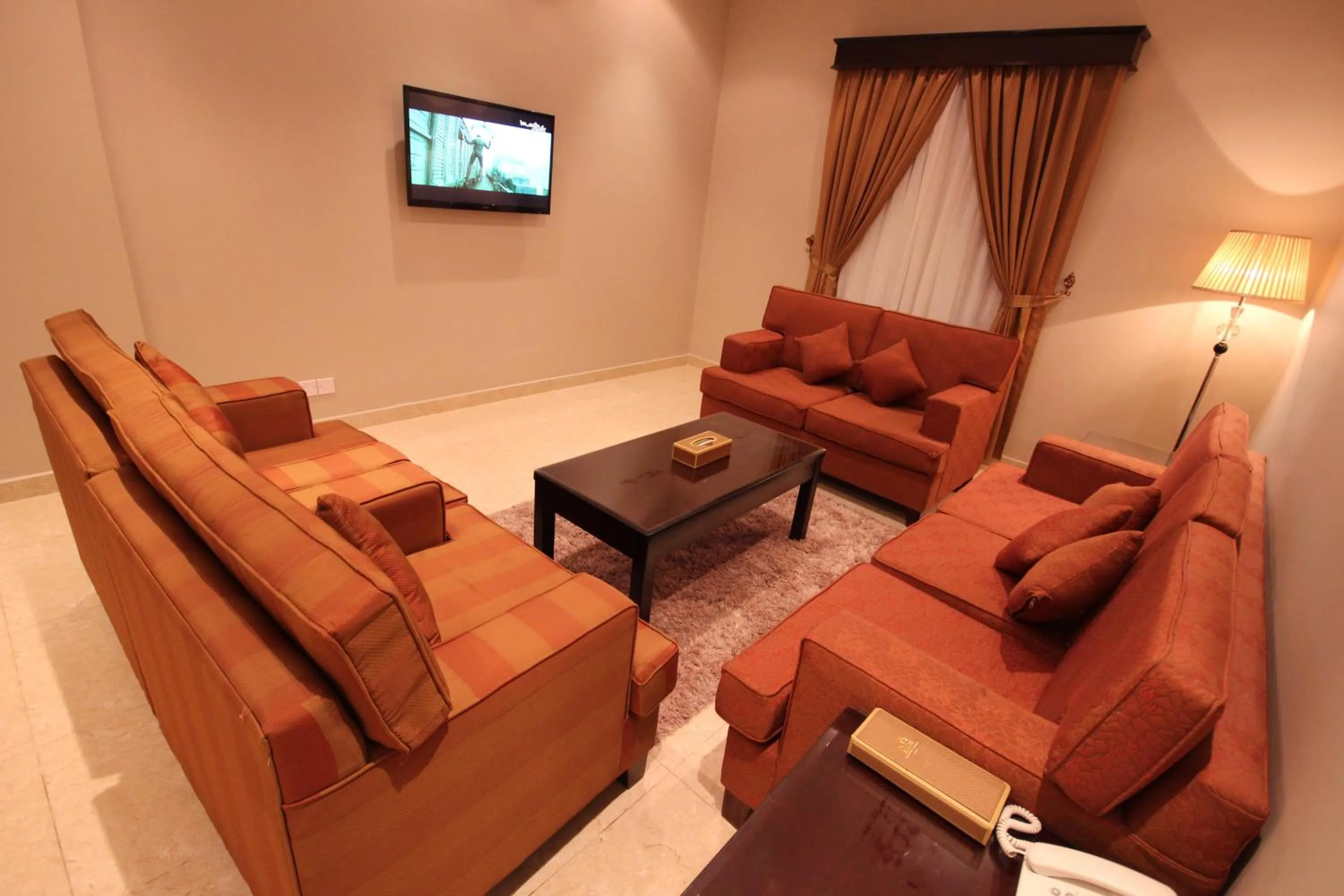 Executive Suite in One to One