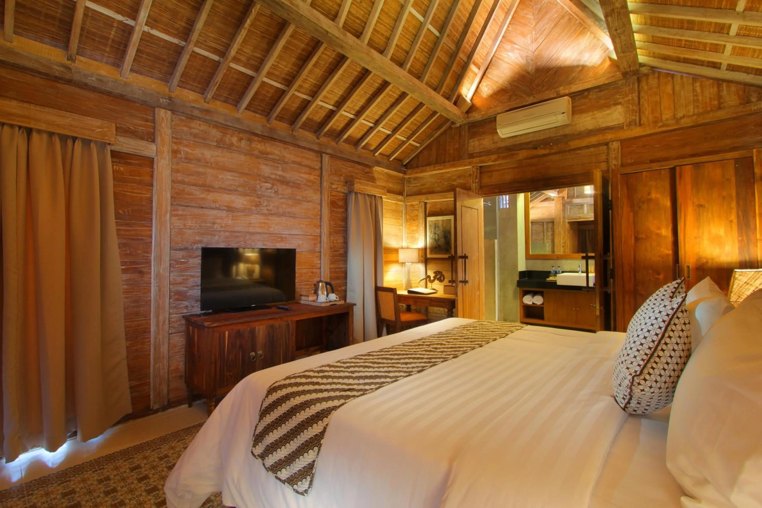 Joglo Two-Bedroom Villa with Private Pool in Suarti Boutique Village