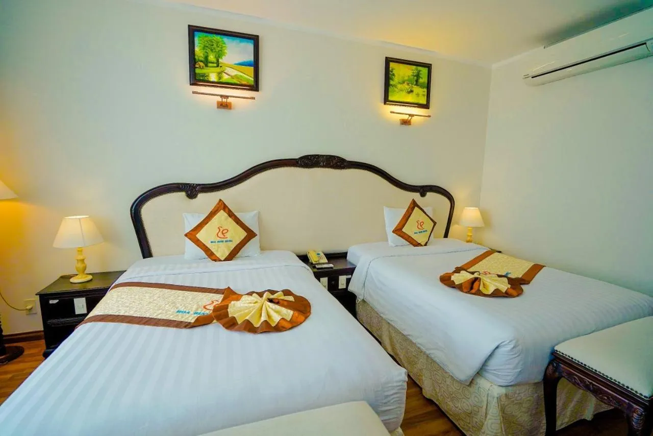 Standard Double or Twin Room in Hoa Binh 1 Hotel