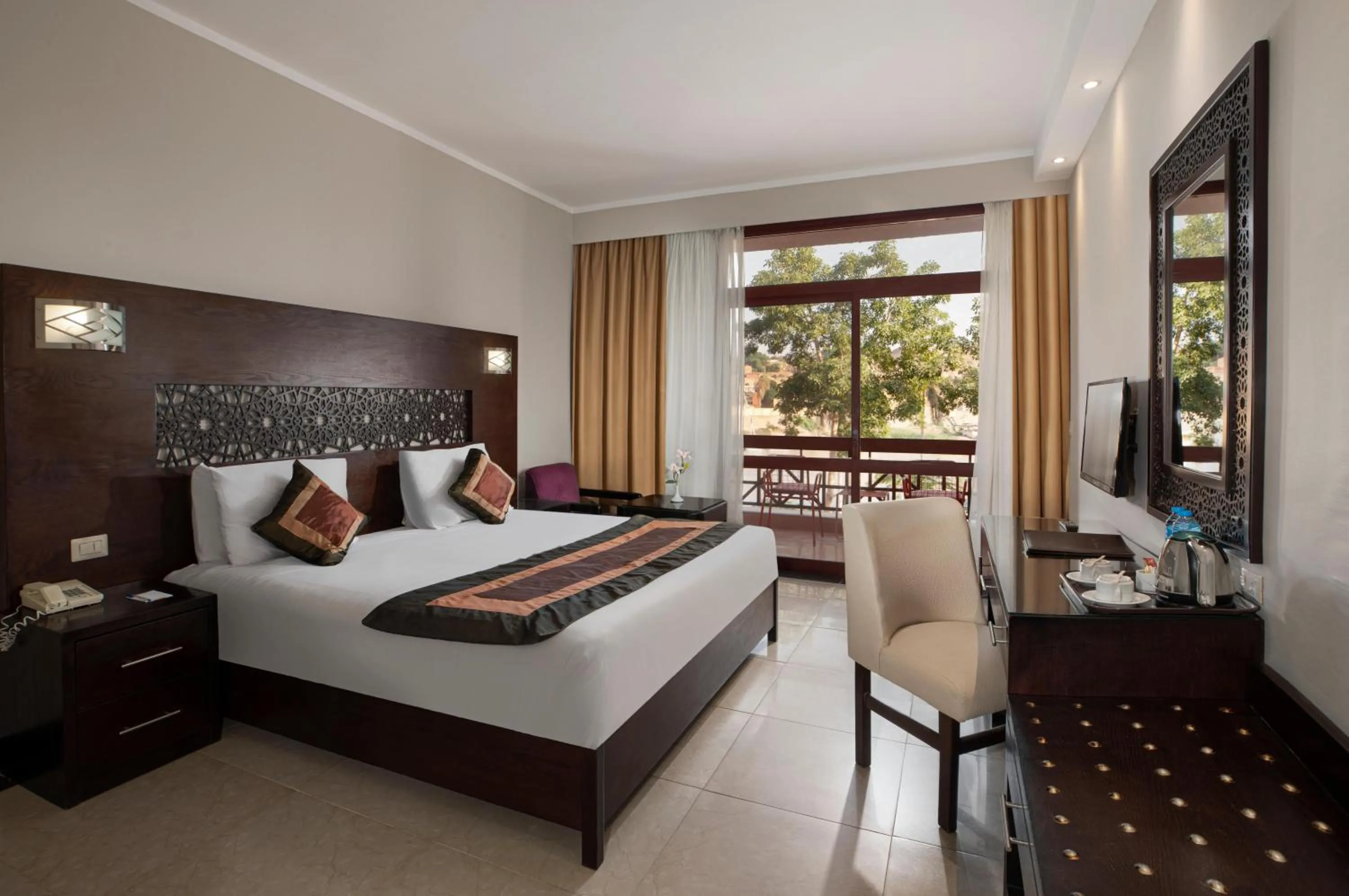 Single Room with Garden View in Pyramisa Island Hotel Aswan