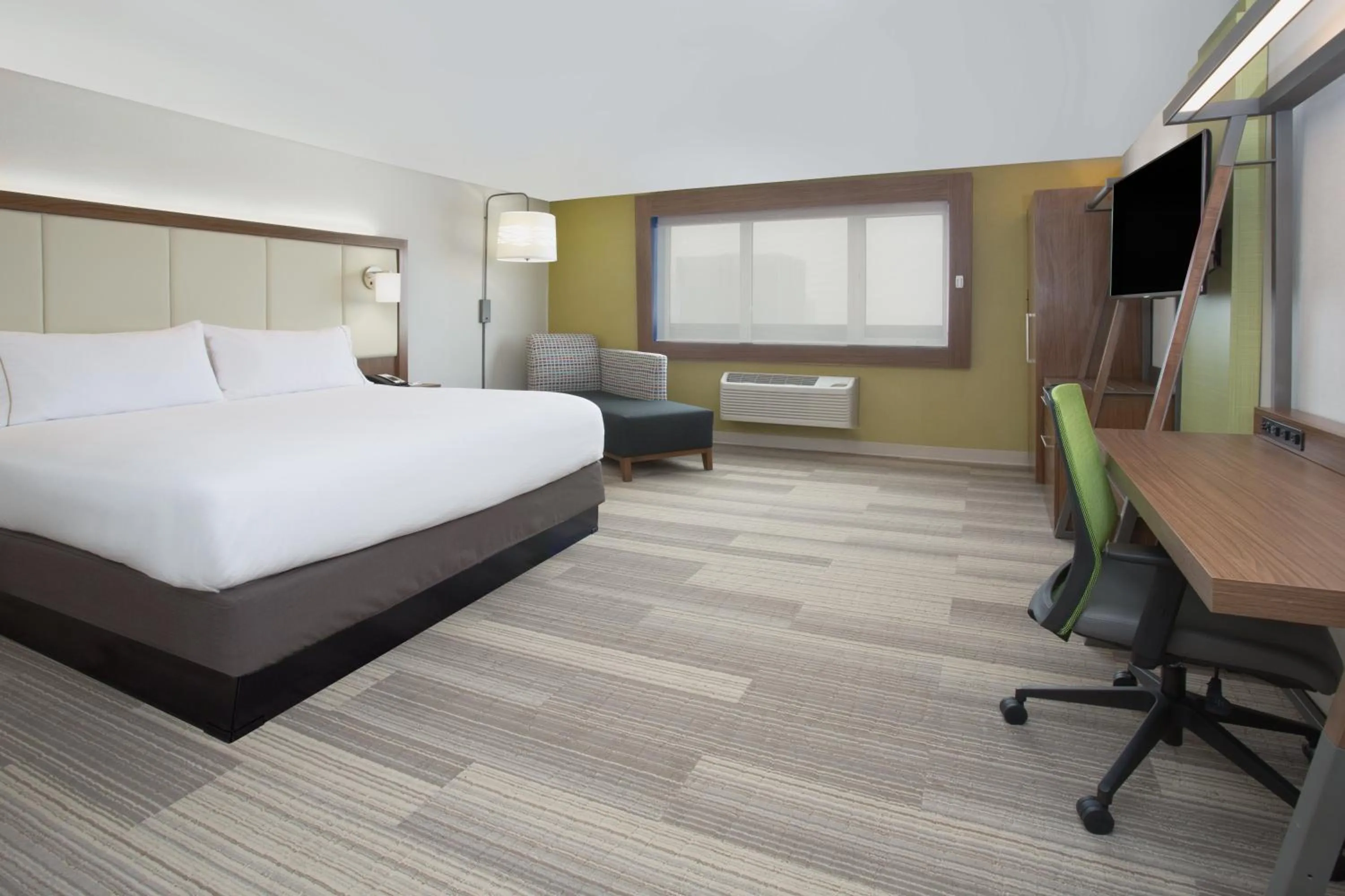 Standard King Room in Holiday Inn Express & Suites Ruston by IHG