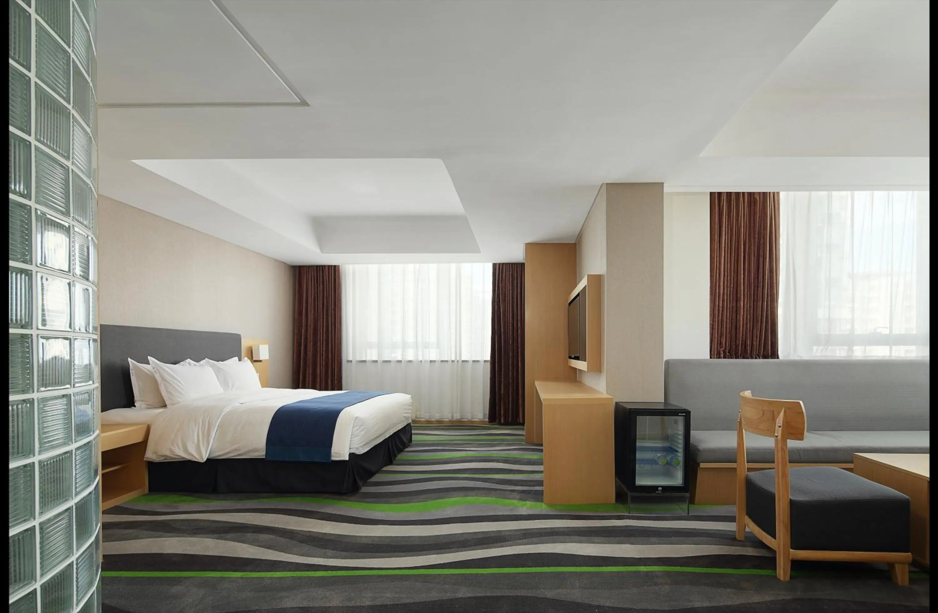 King Suite in Holiday Inn Express Jinan High-Tech Zone by IHG