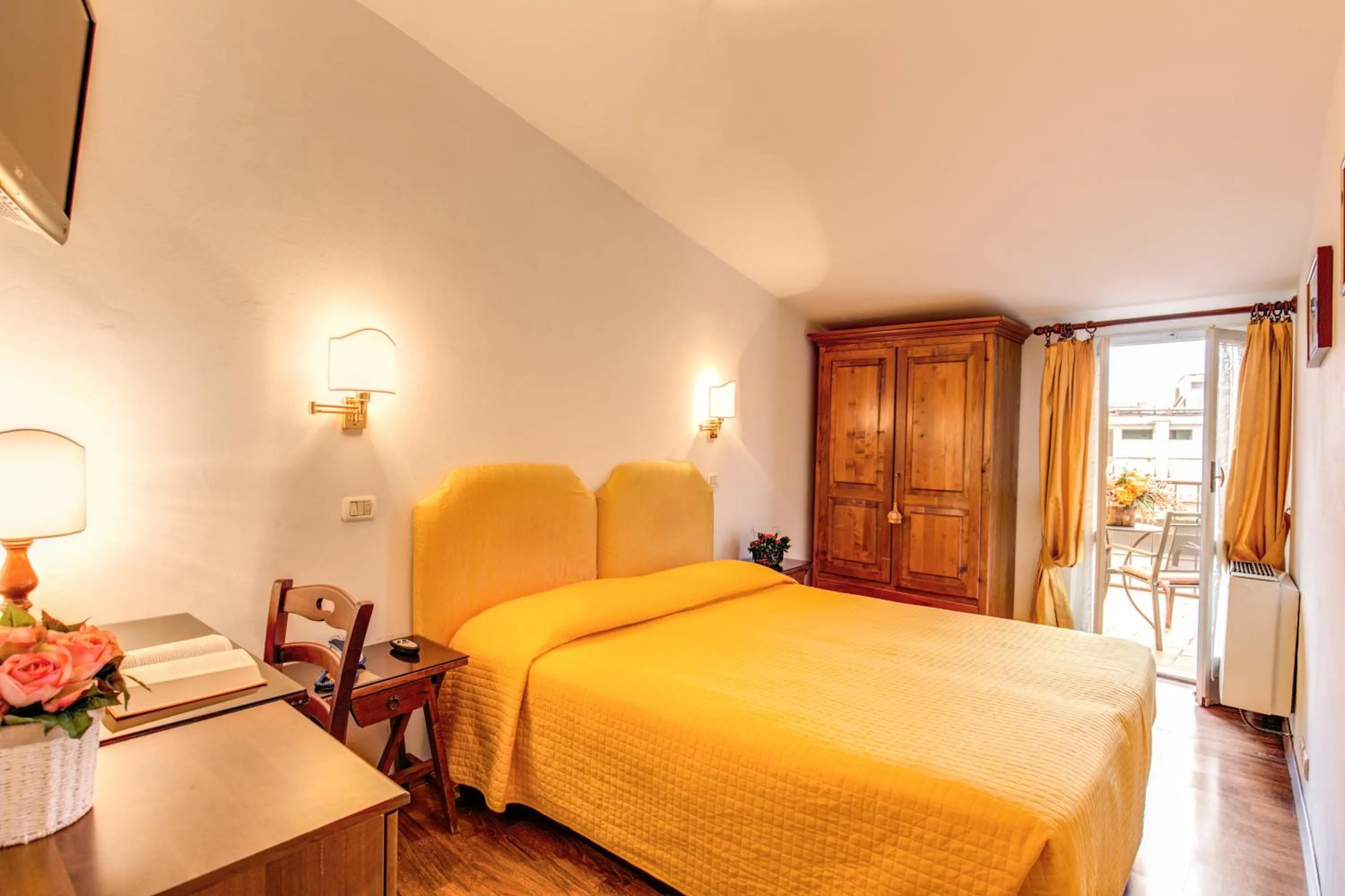 Classic Double or Twin Room with Balcony in Hotel S.Giorgio & Olimpic