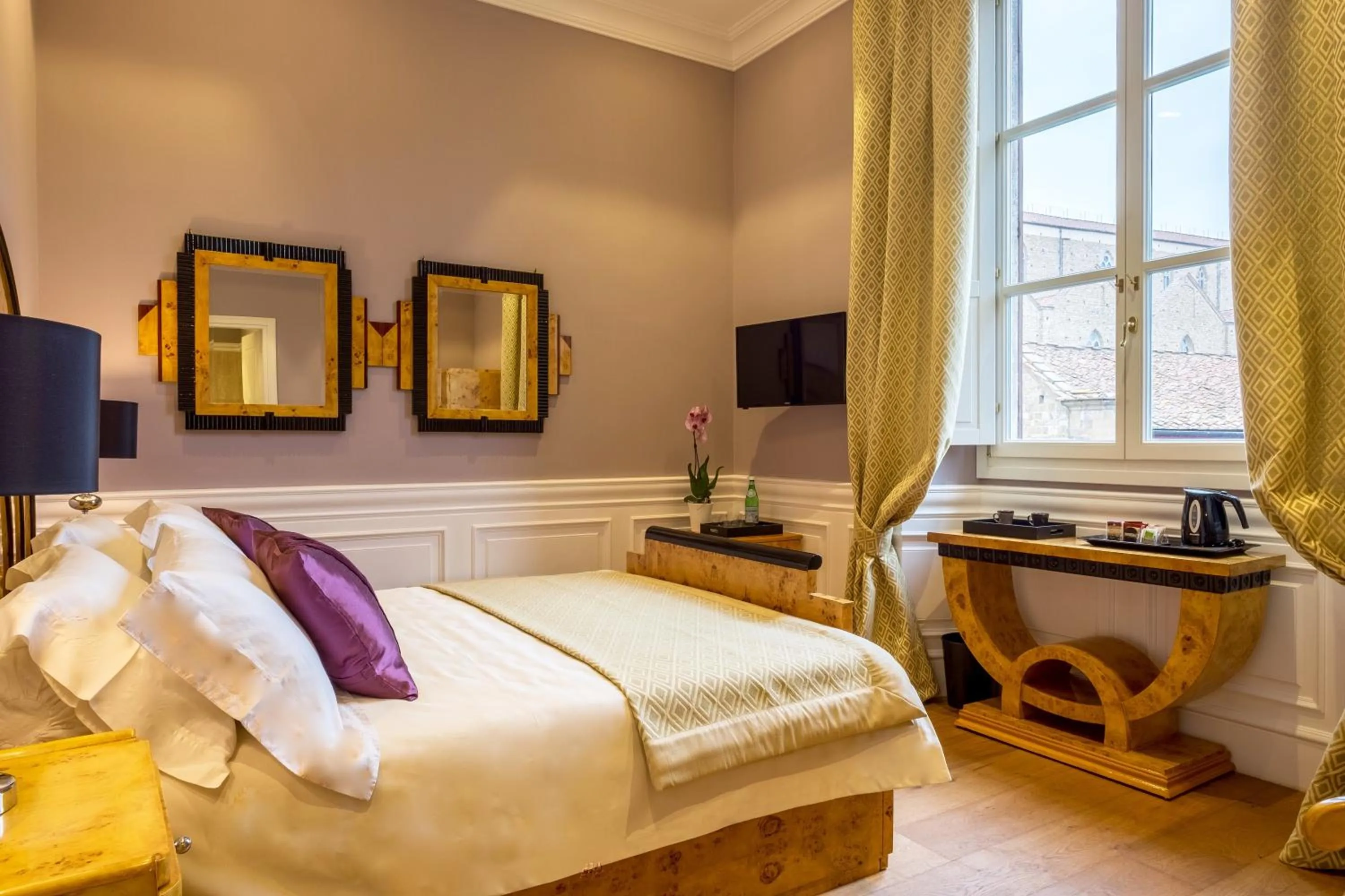 Superior Queen Room in La Maison du Sage