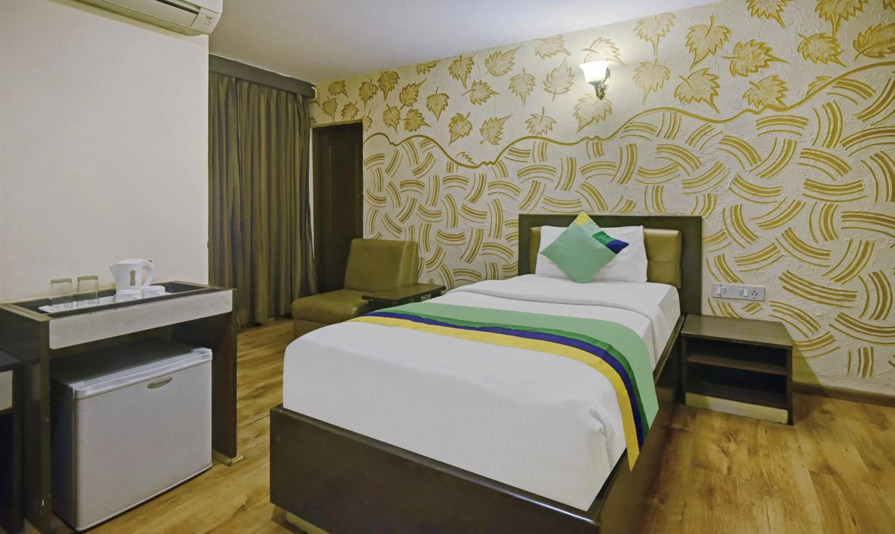 Economy Single Room - single occupancy in Treebo Savoury Sea Shell Residency