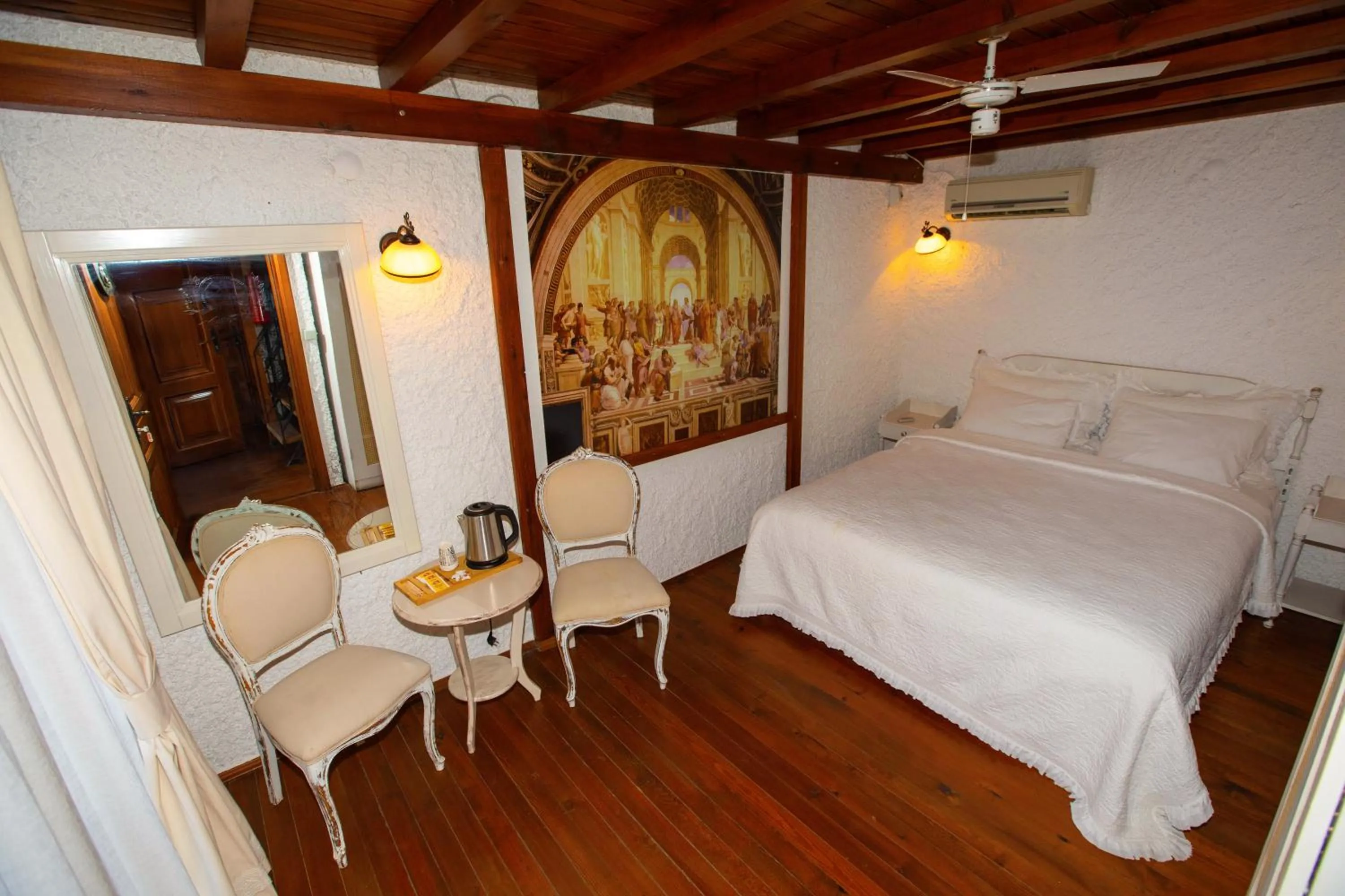 King Room with Mountain View - single occupancy in Şirince Klaseas Hotel&Restaurant