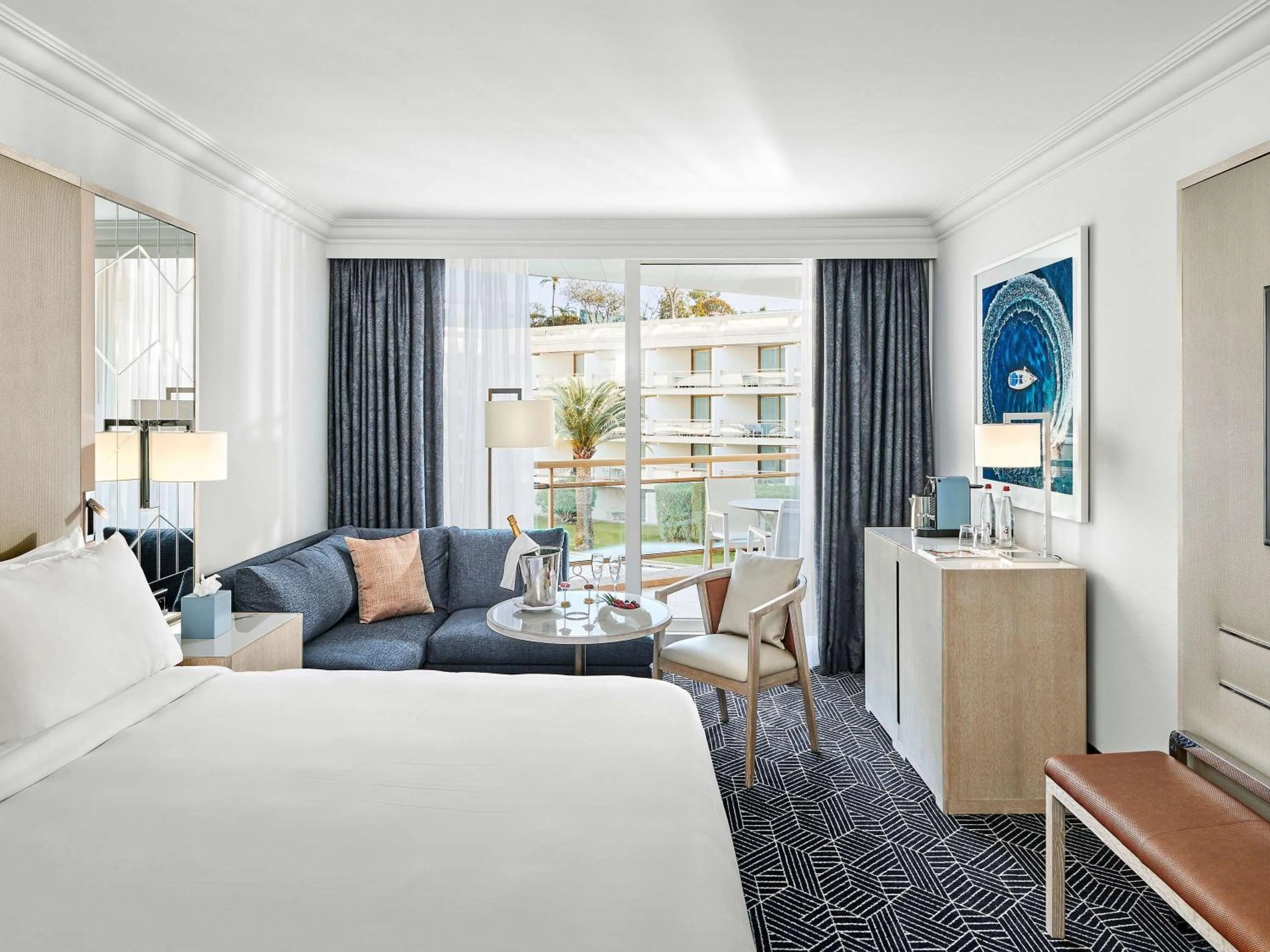 Fairmont Premium Garden View Room with One King Bed in Fairmont Monte Carlo