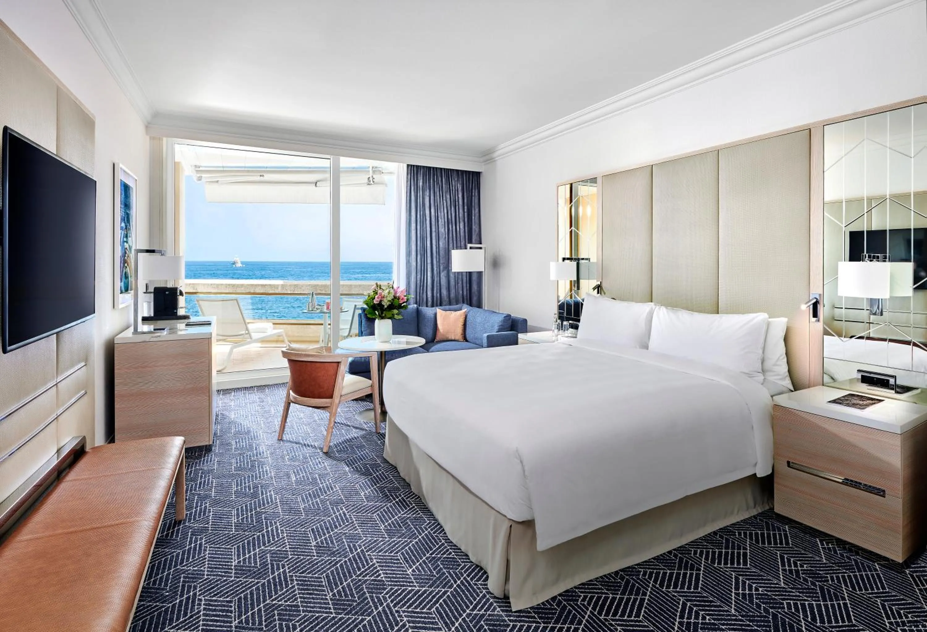 Deluxe Premium Sea View Room with One King Bed in Fairmont Monte Carlo