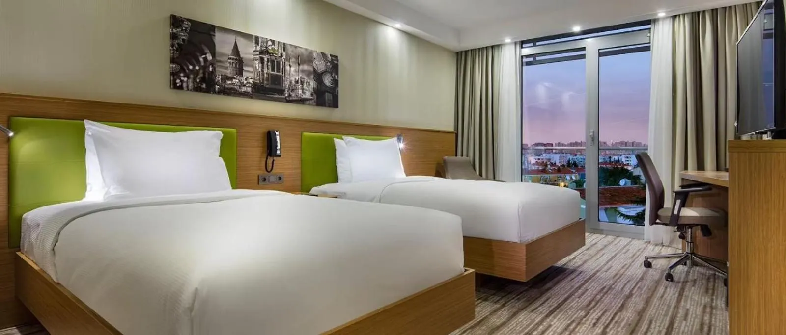 Twin Room in Hampton by Hilton Istanbul Atakoy