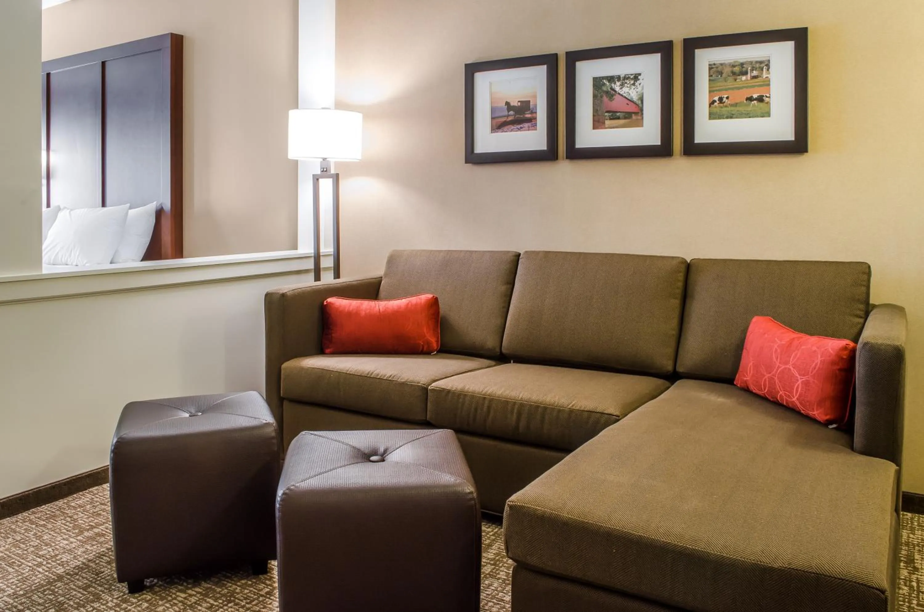 Queen Suite in Comfort Suites Manheim - Lancaster